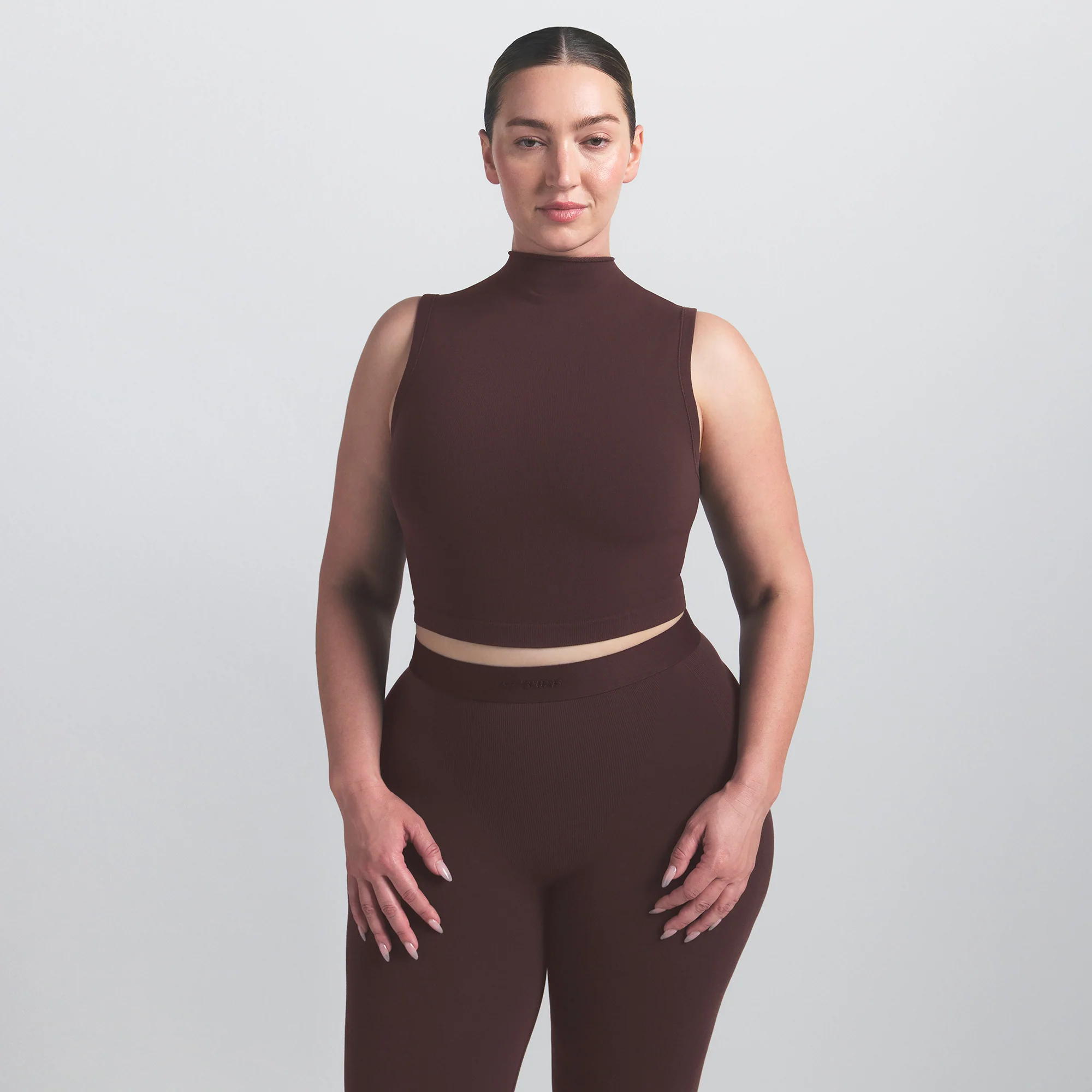NikeSKIMS VINTAGE SEAMLESS MOCK NECK BRA TOP | PHOENIX - Image 7