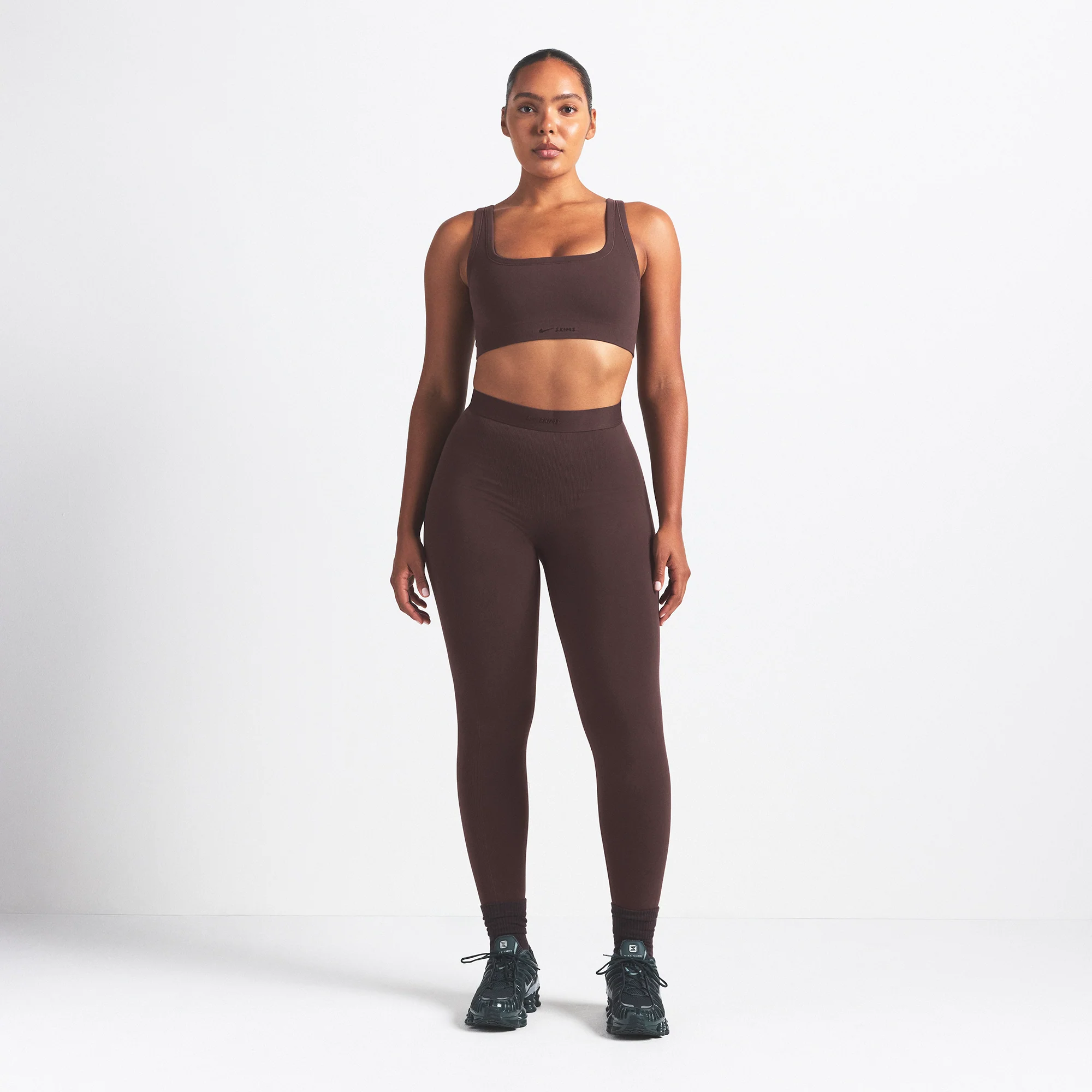 NikeSKIMS VINTAGE SEAMLESS SCOOP NECK BRA | PHOENIX - Image 5