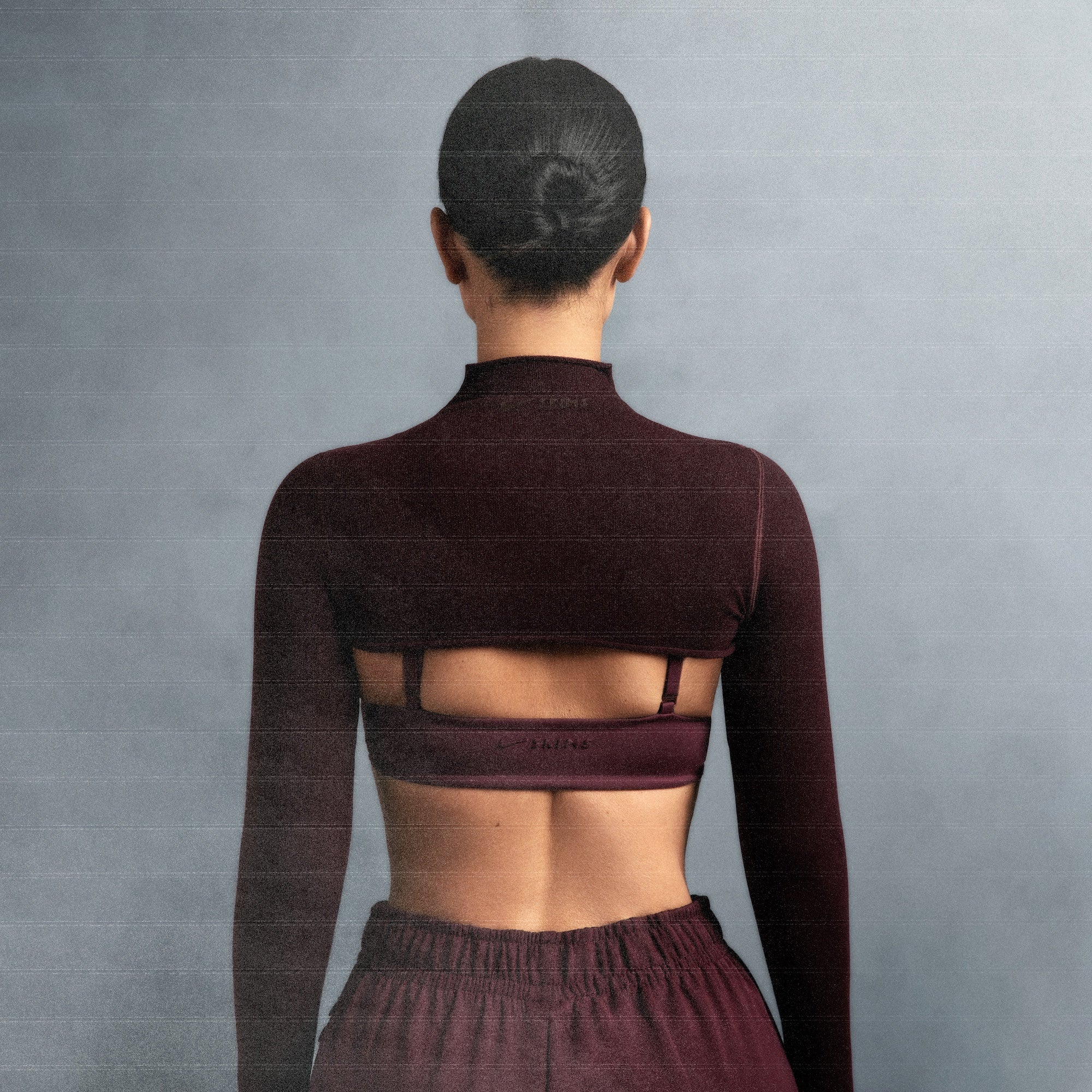 NikeSKIMS VINTAGE SEAMLESS SHRUG | CURRANT - Image 6