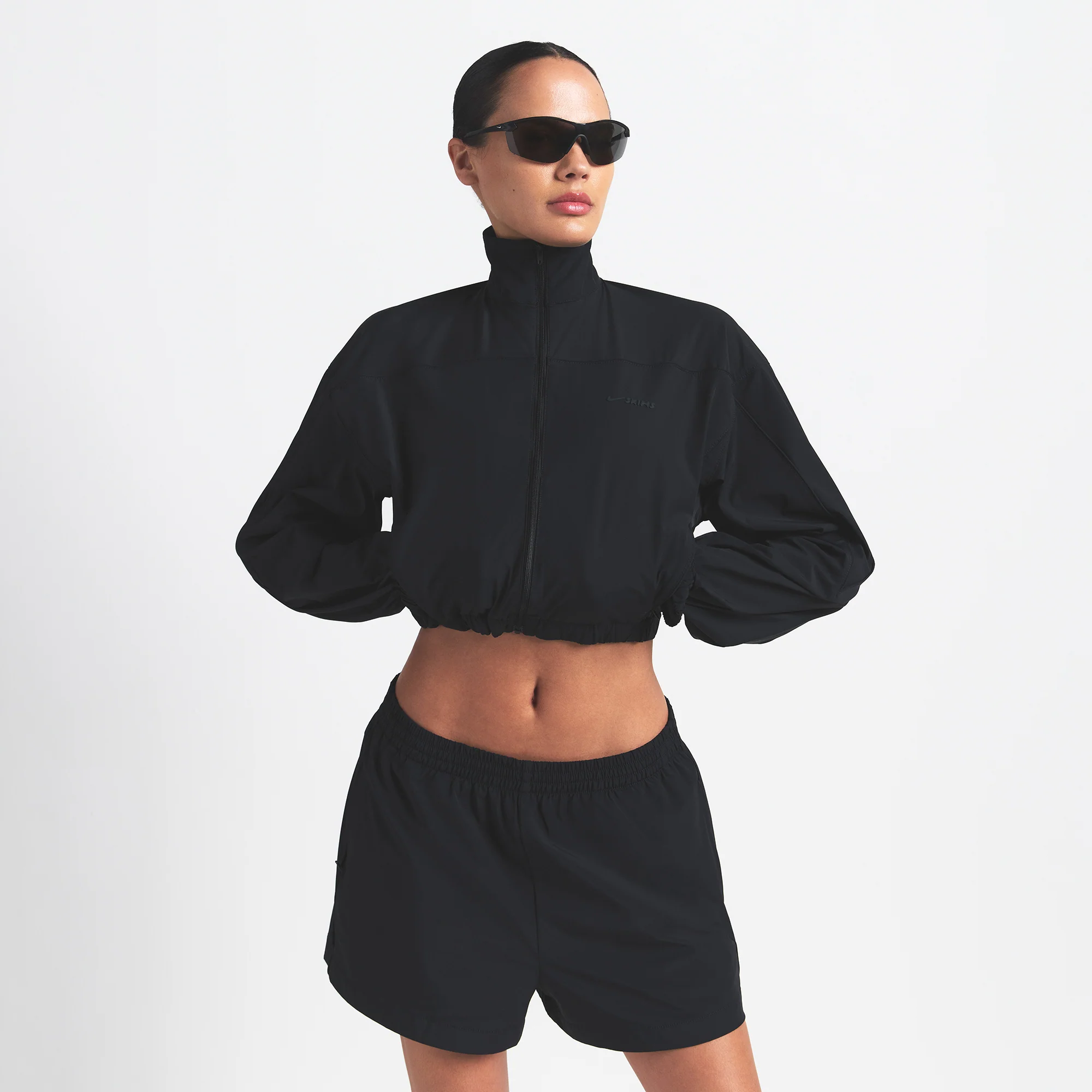 NikeSKIMS WOVEN NYLON CROP JACKET | OBSIDIAN - Image 3