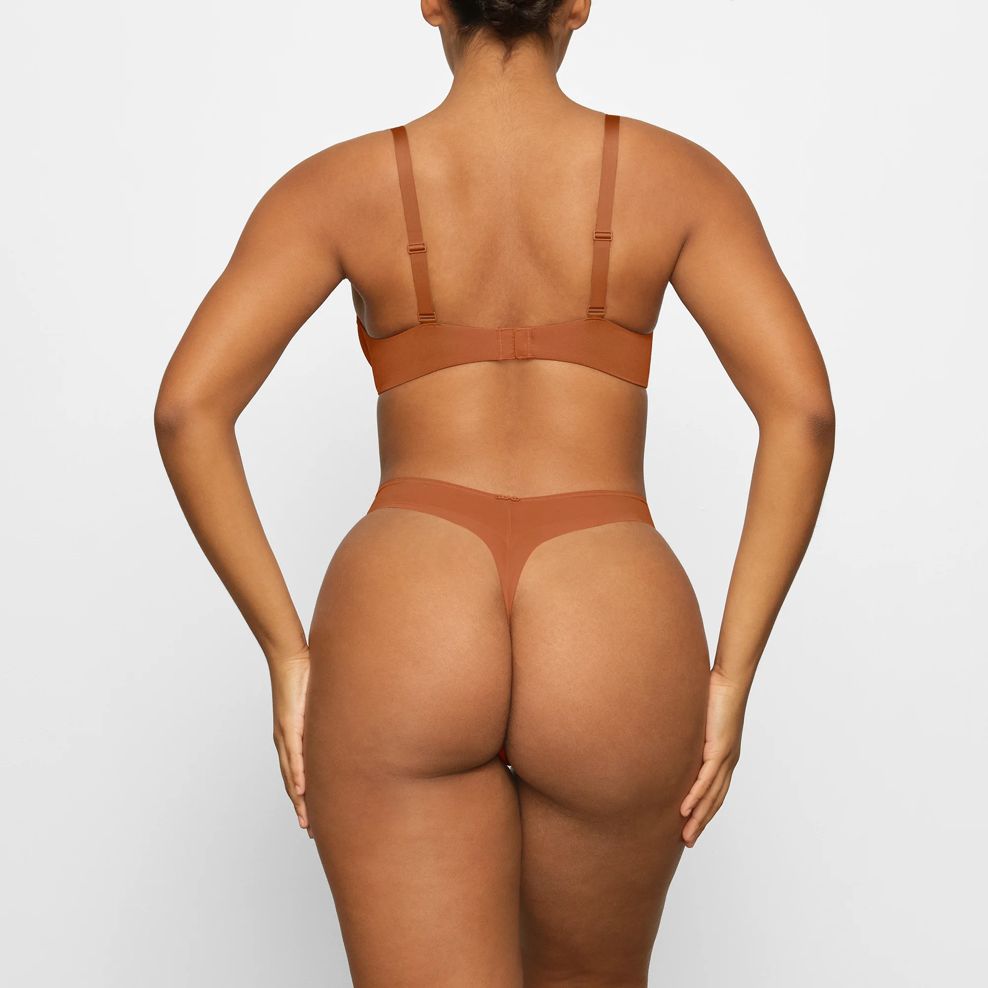 NO SHOW UNLINED DEMI BRA | BRONZE - Image 4