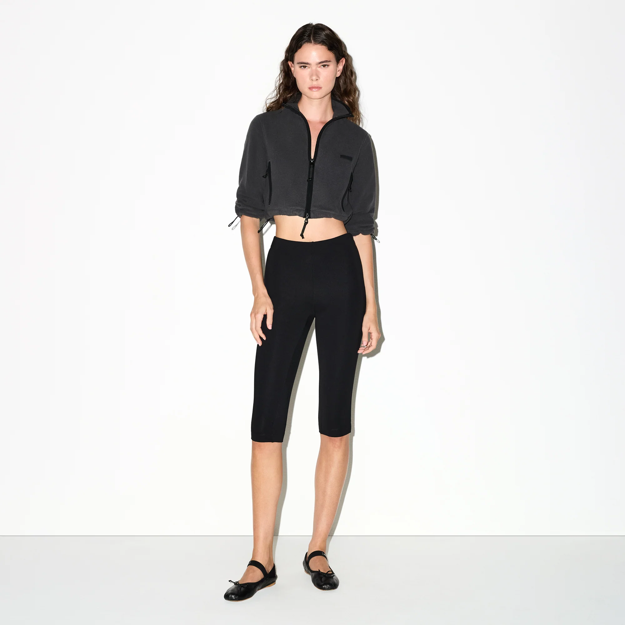 OUTDOOR FLEECE CROPPED 3/4 SLEEVE JACKET | ASH - Image 2