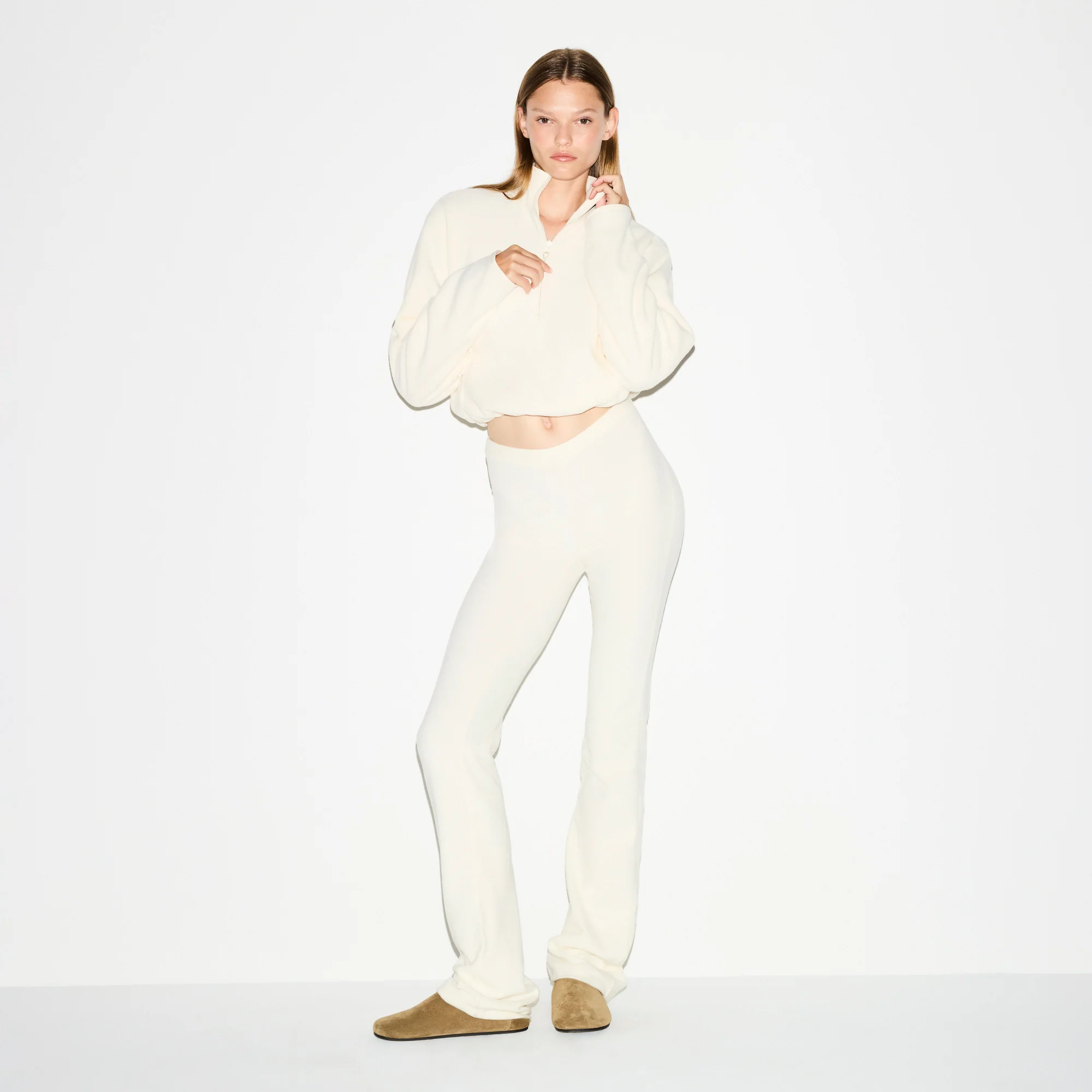OUTDOOR FLEECE HALF ZIP PULLOVER | ECRU - Image 2