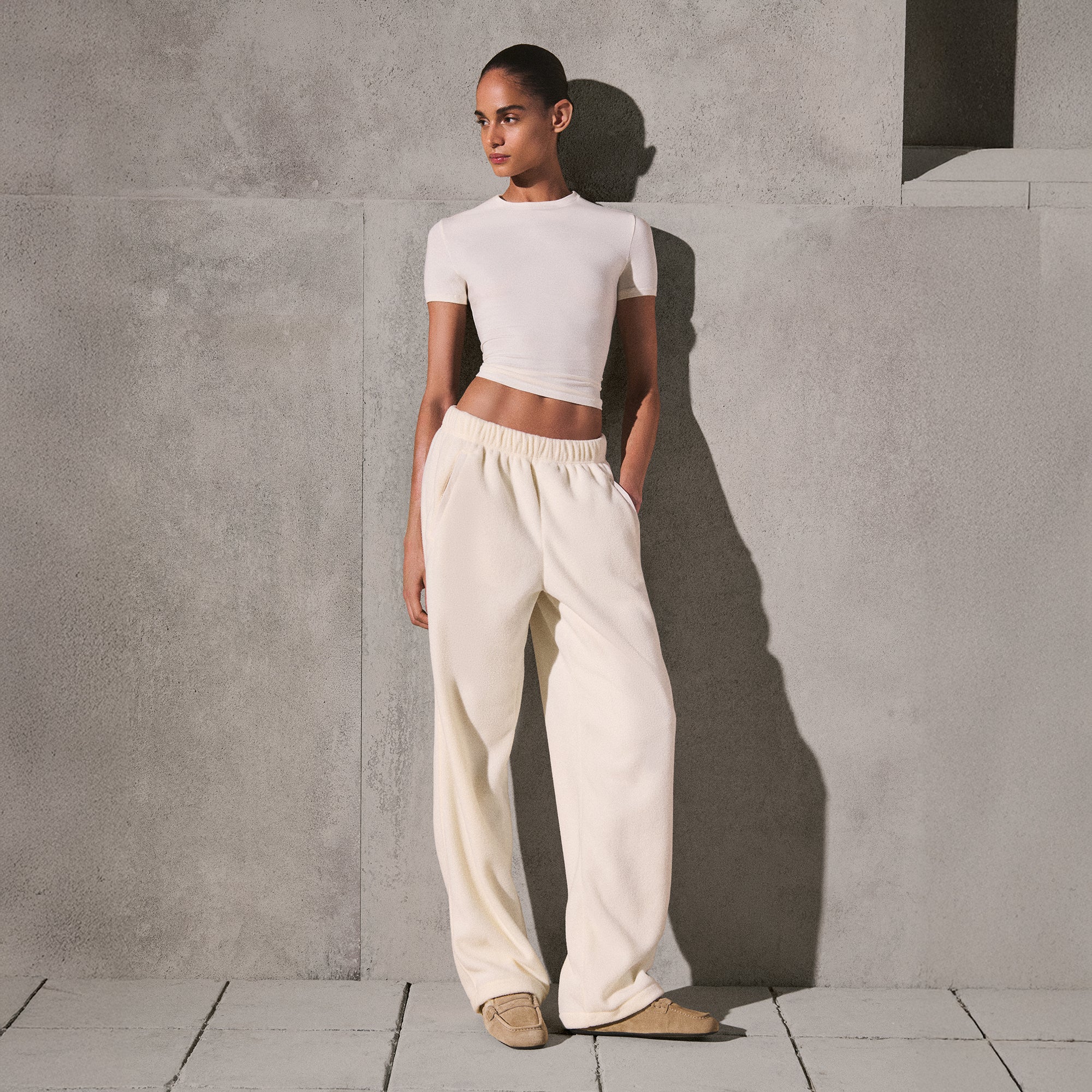 OUTDOOR FLEECE STRAIGHT LEG PANT | ECRU - Image 10