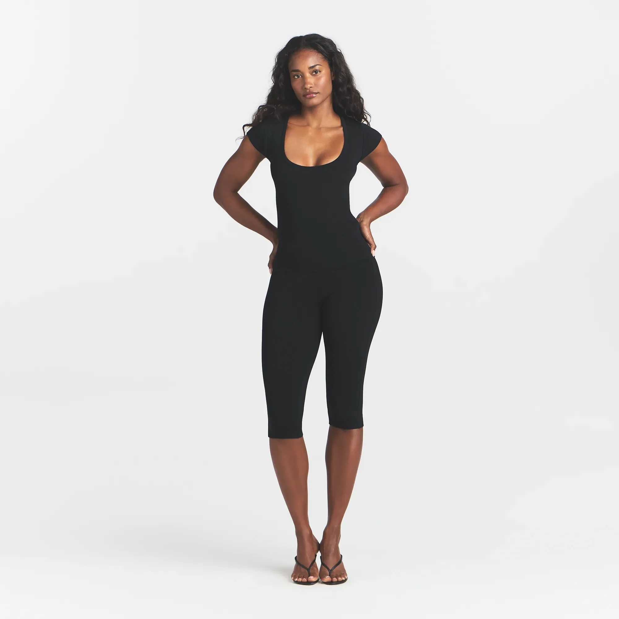 REFINED KNIT SCOOP NECK TOP | OBSIDIAN - Image 2