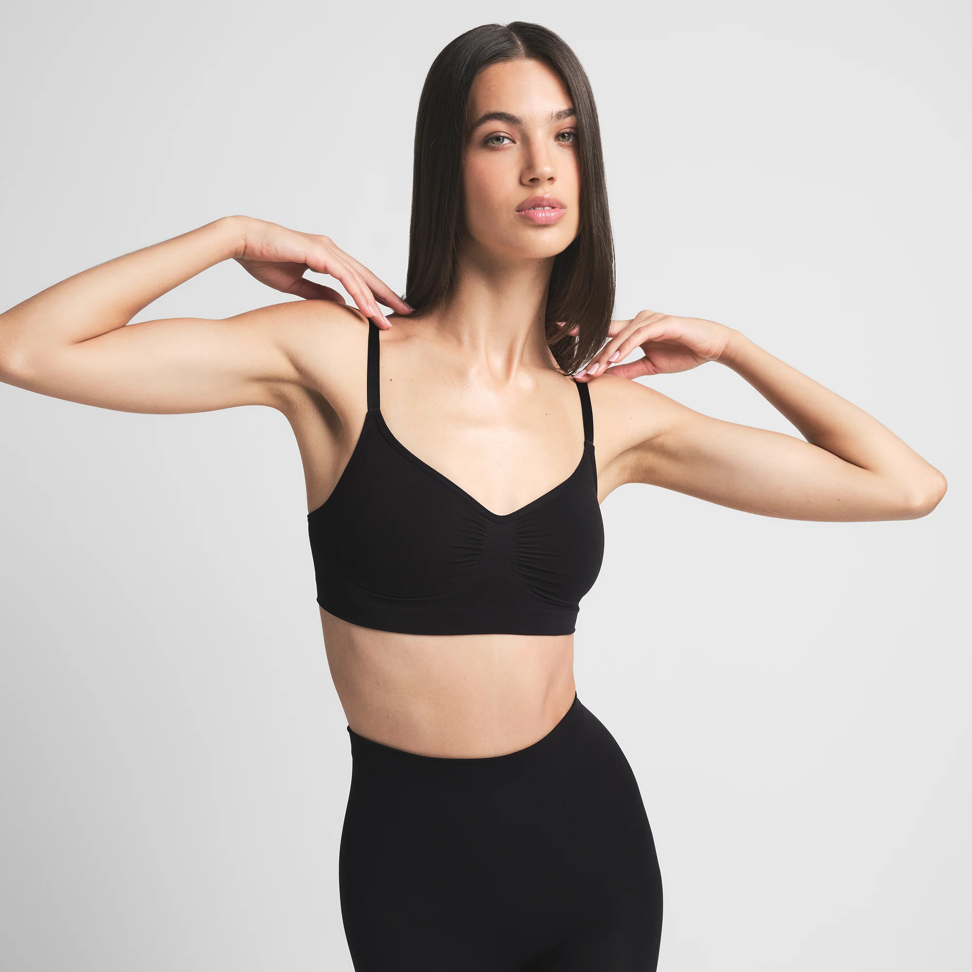 SEAMLESS SCULPT BRALETTE | ONYX - Image 2
