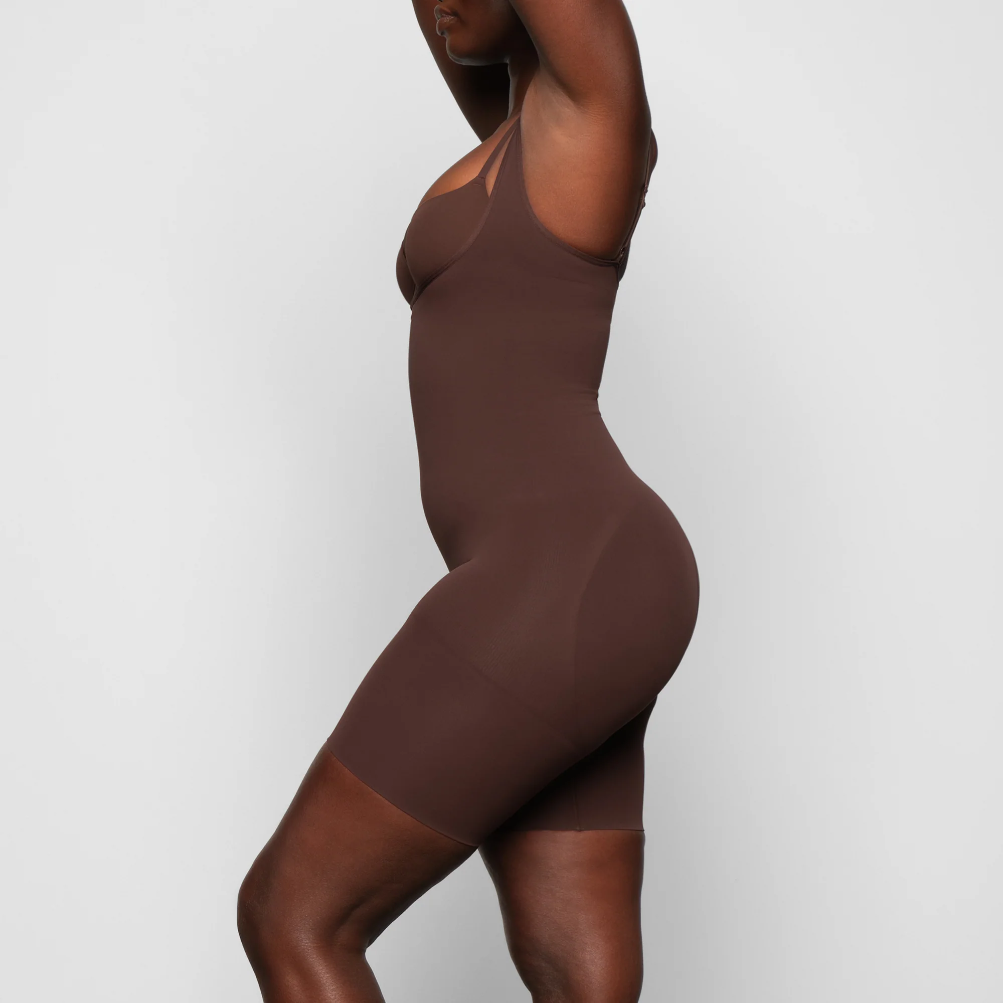 SEAMLESS SCULPT BUTT LIFTING OPEN BUST BODYSUIT | COCOA - Image 3