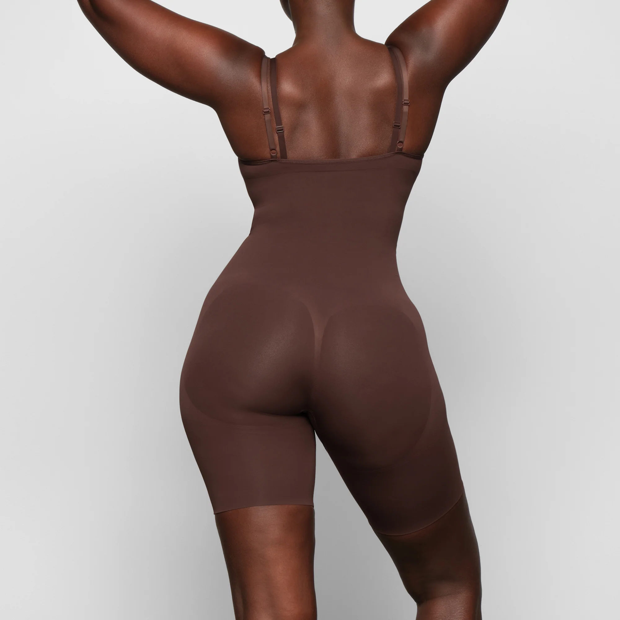 SEAMLESS SCULPT BUTT LIFTING OPEN BUST BODYSUIT | COCOA - Image 4