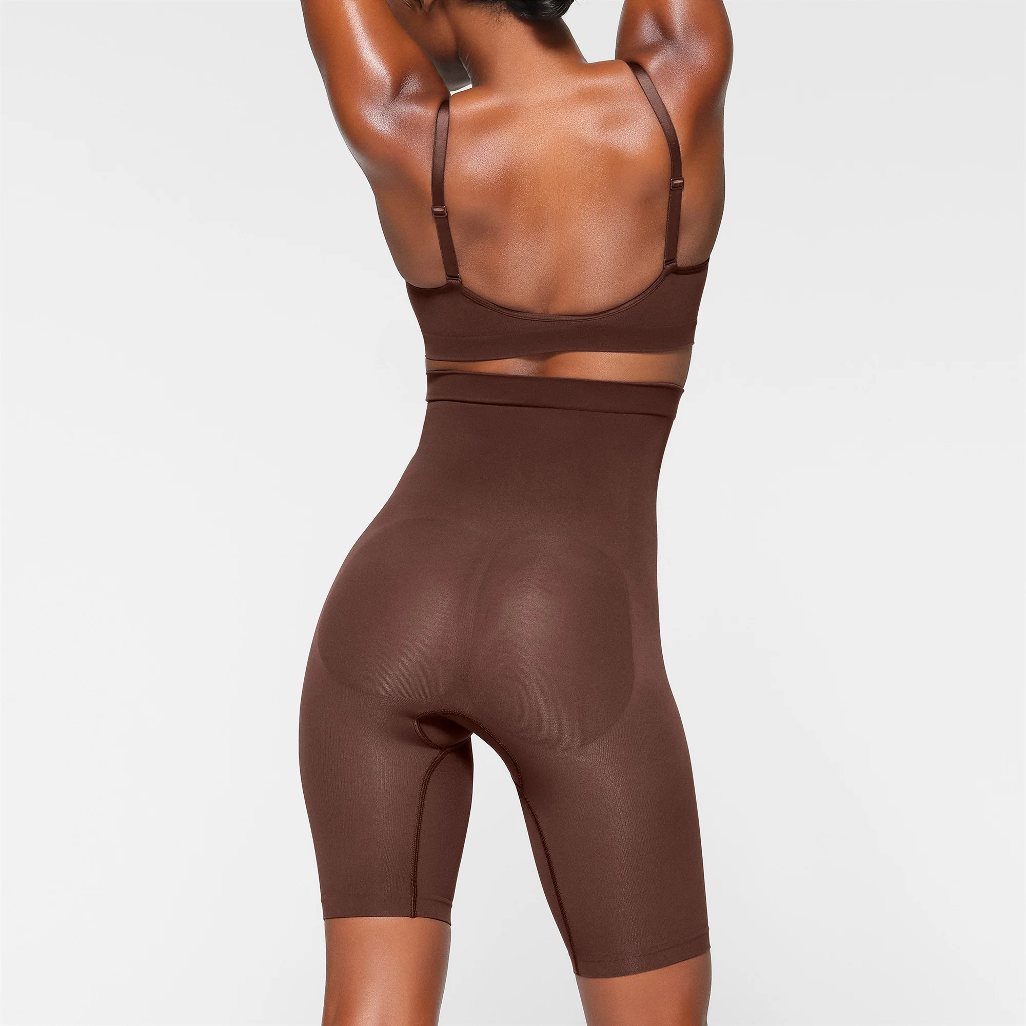 SEAMLESS SCULPT HIGH-WAISTED ABOVE THE KNEE SHORT | COCOA - Image 4