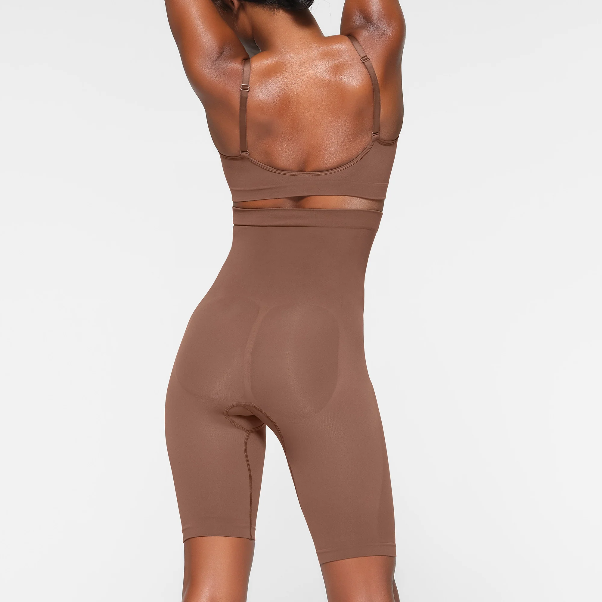 SEAMLESS SCULPT HIGH-WAISTED ABOVE THE KNEE SHORT | JASPER - Image 4