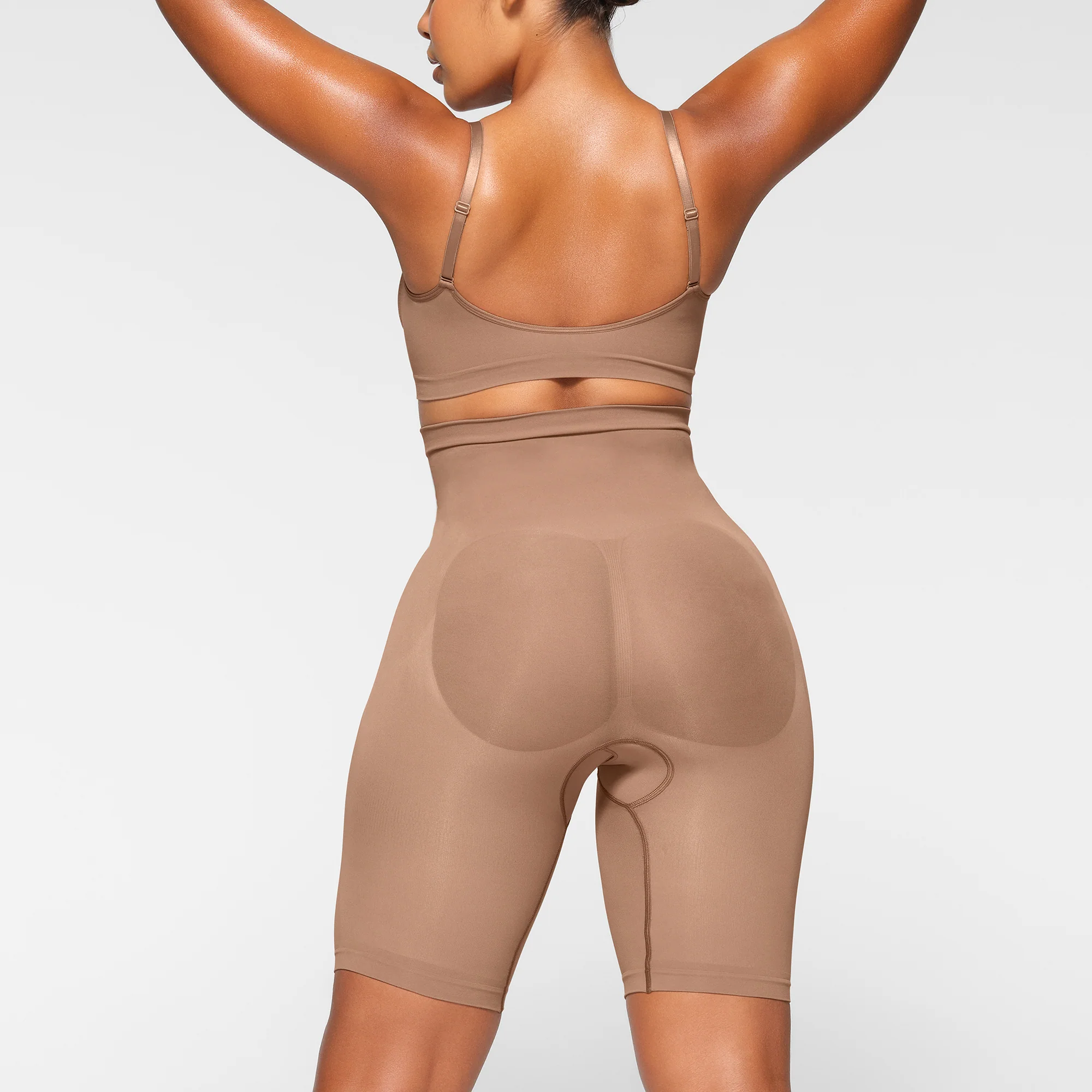SEAMLESS SCULPT HIGH-WAISTED ABOVE THE KNEE SHORT | SIENNA - Image 4