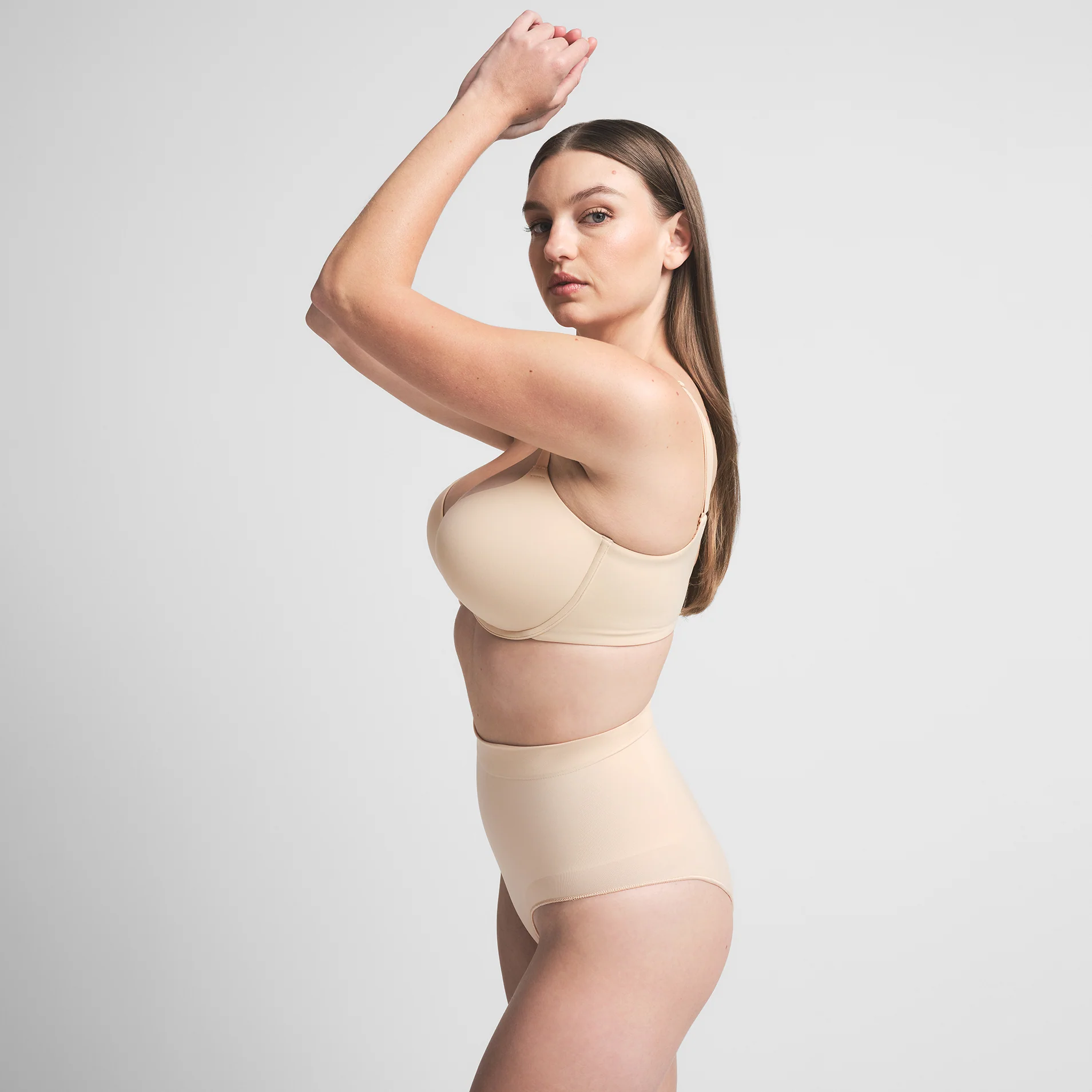 SEAMLESS SCULPT MID WAIST BRIEF | SAND - Image 4