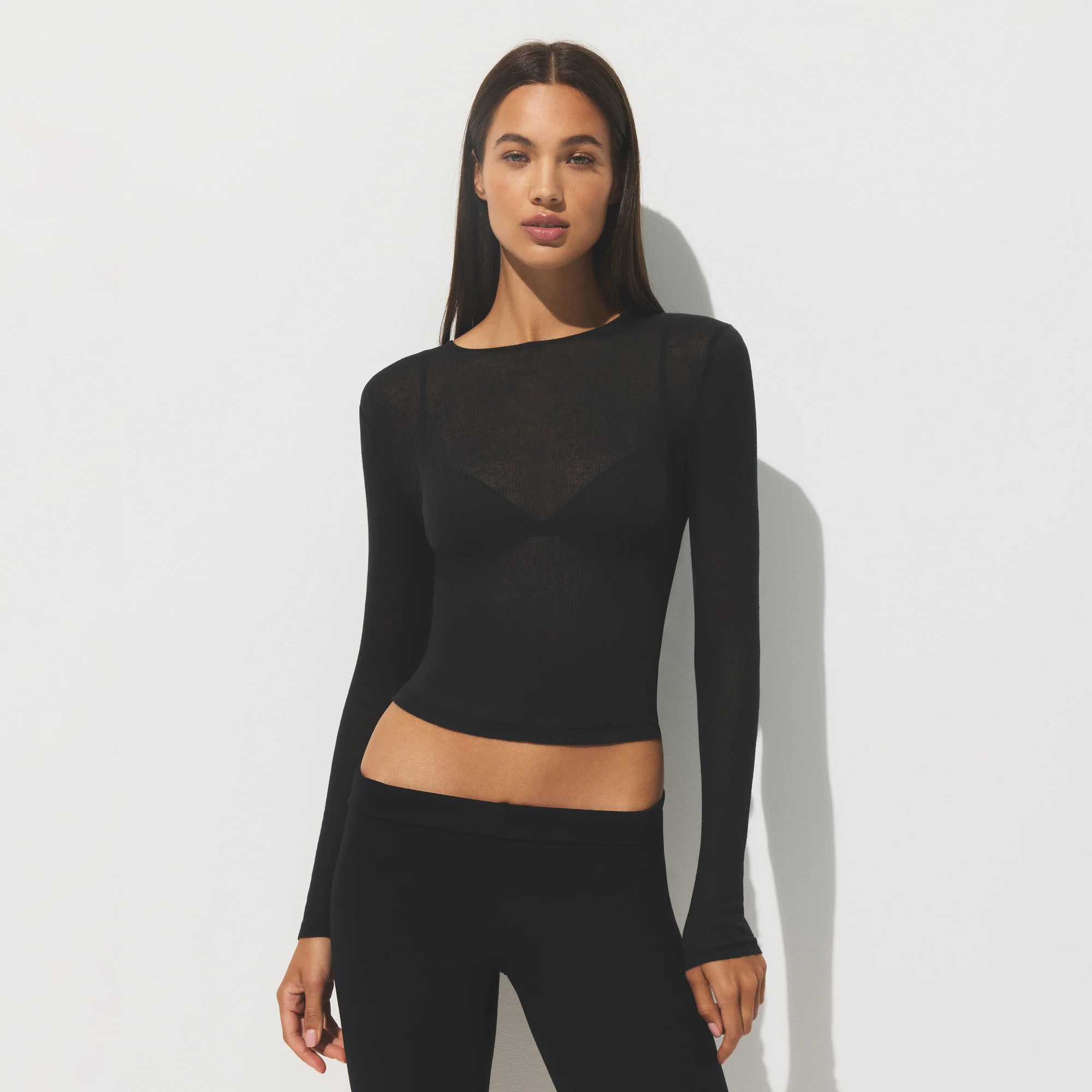 SHEER RIB LONG SLEEVE T-SHIRT | SOOT - Image 4