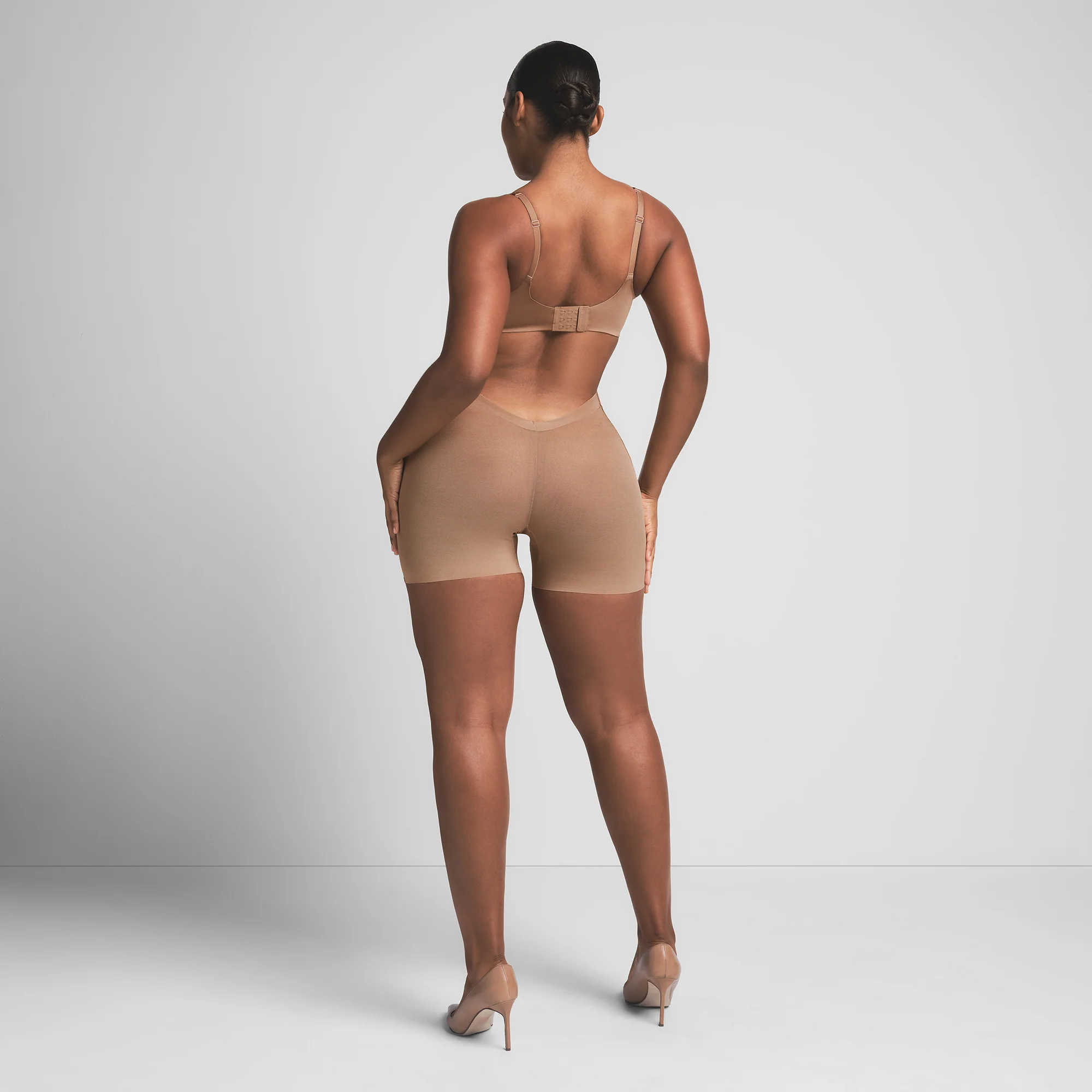 SHEER SCULPT LOW BACK SHORT | SIENNA - Image 4
