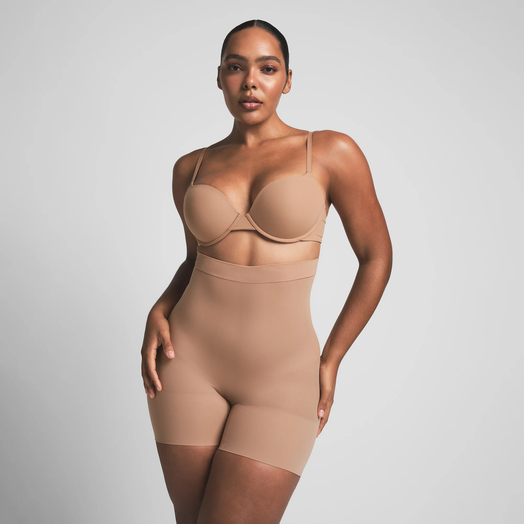 SHEER SEAMLESS HIGH-WAISTED MID THIGH SHORT | SIENNA - Image 4