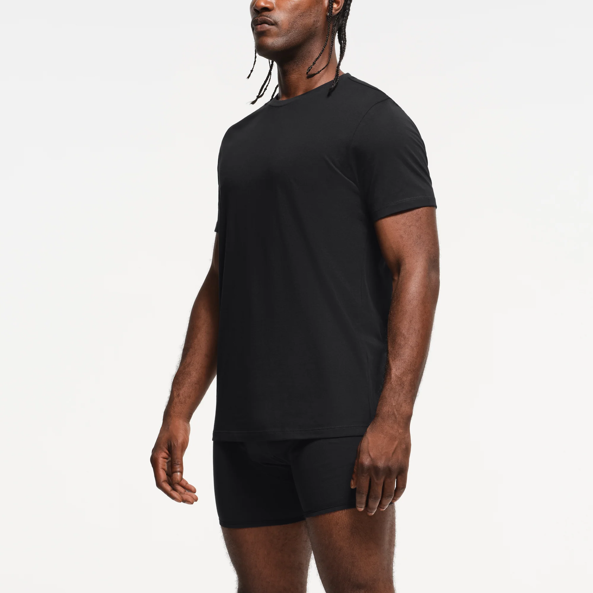 SKIMS BASICS MENS LIGHTWEIGHT T-SHIRT 3-PACK | OBSIDIAN - Image 3