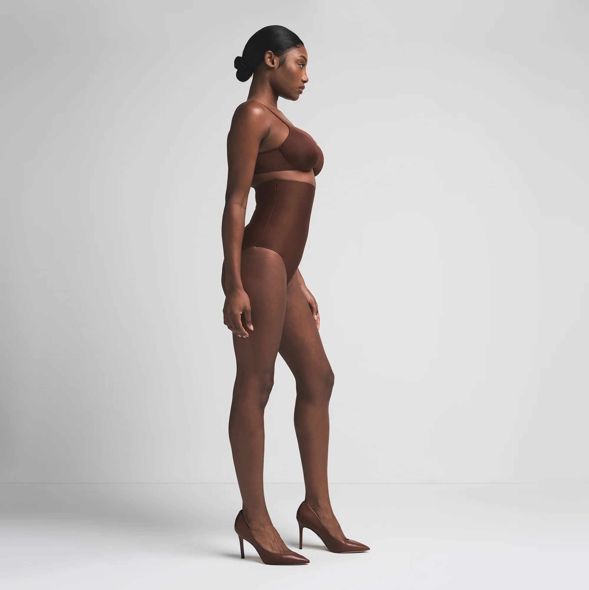 SKIMS BODY CORE SCULPT HIGH-WAISTED BRIEF | COCOA - Image 5