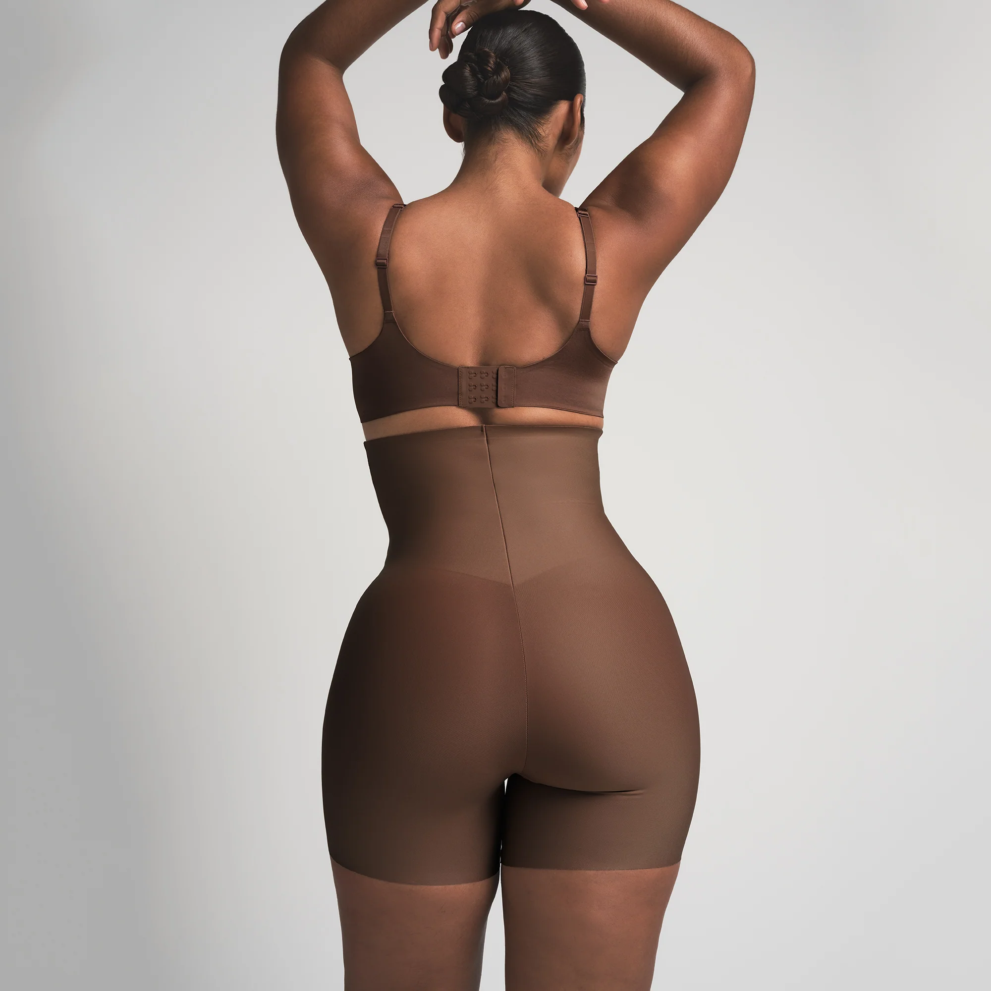 SKIMS BODY CORE SCULPT HIGH-WAISTED SHORT | JASPER - Image 5