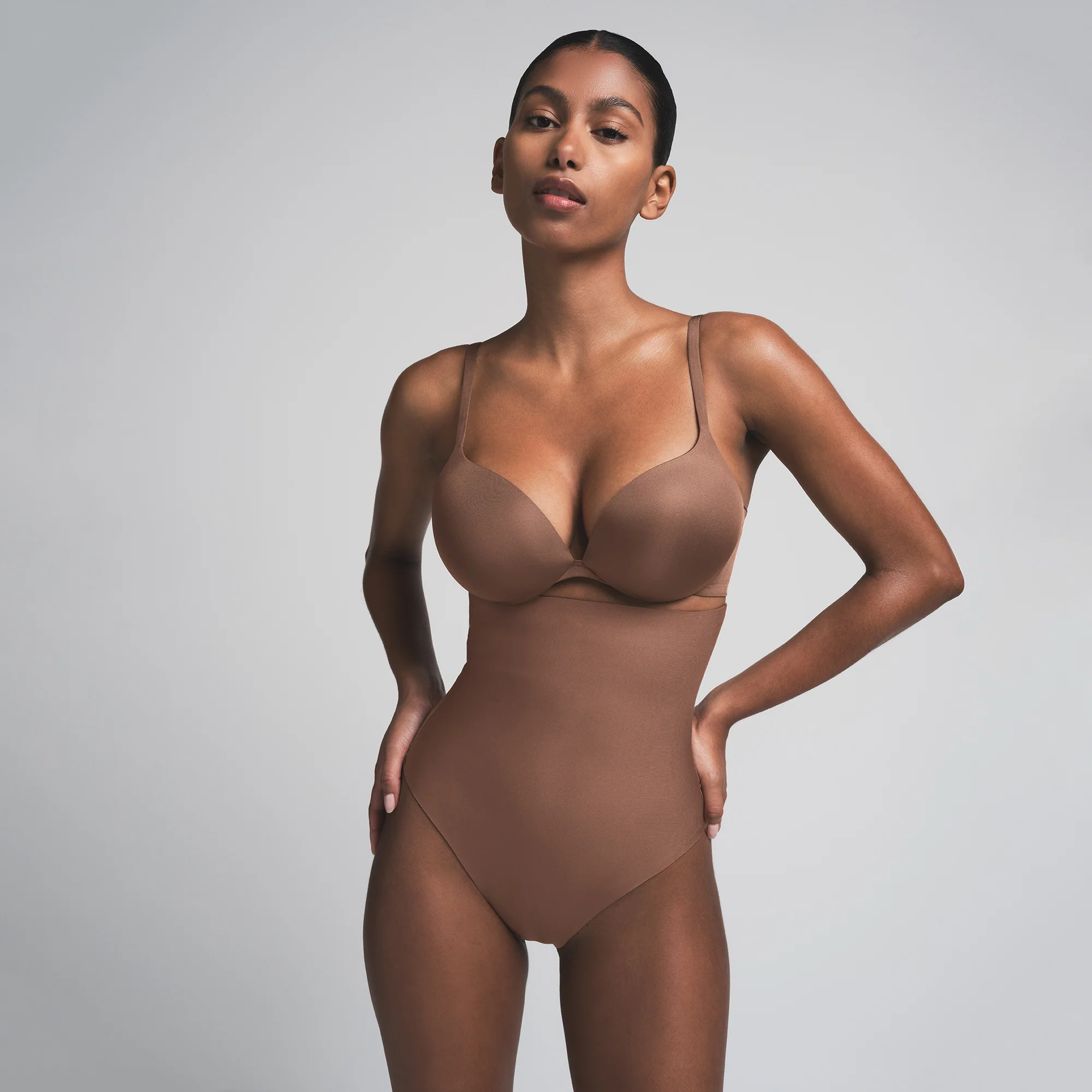 SKIMS BODY CORE SCULPT HIGH-WAISTED THONG | JASPER - Image 4