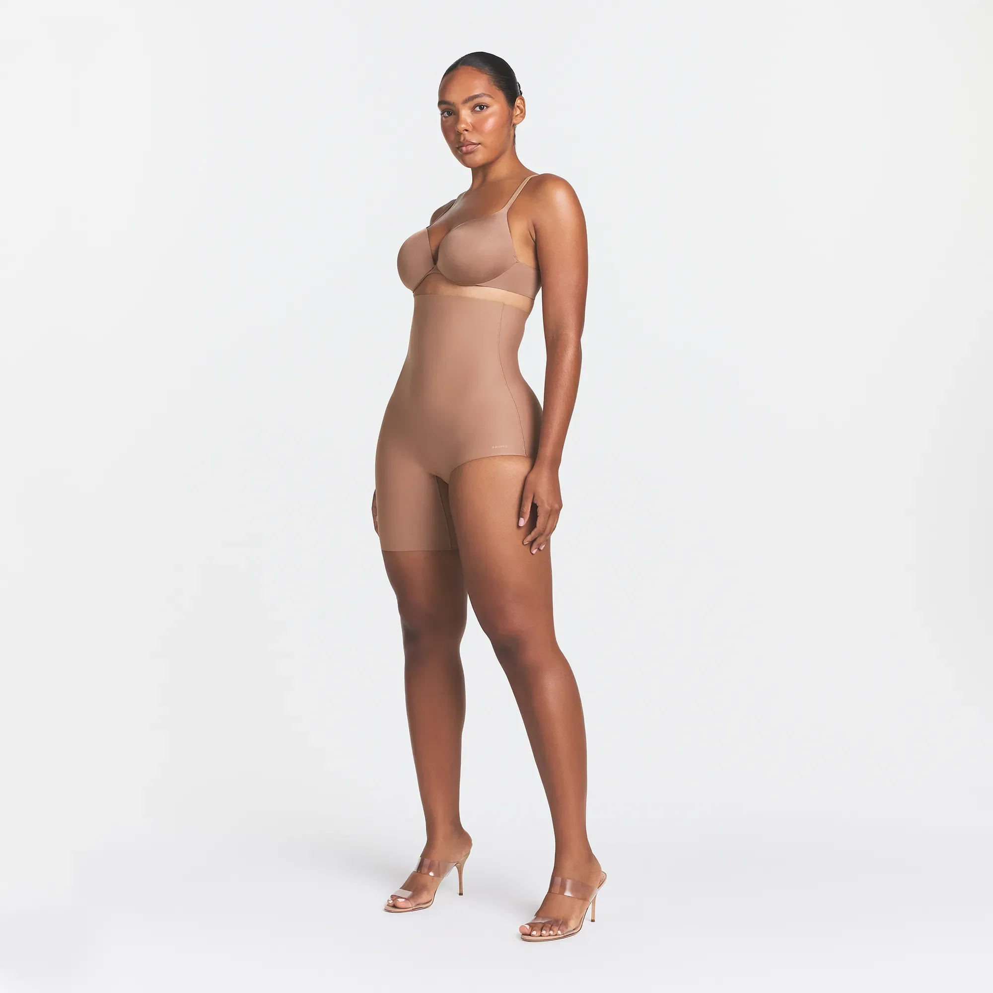 SKIMS BODY LEFT LEG SOLUTION SHORT | SIENNA - Image 3