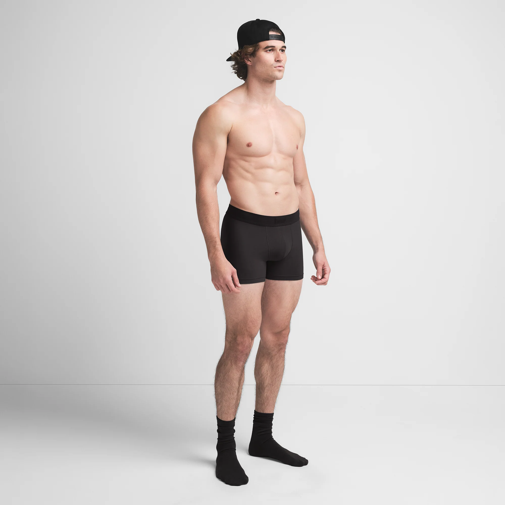 SKIMS COTTON MENS 3" BOXER BRIEF | ONYX - Image 4