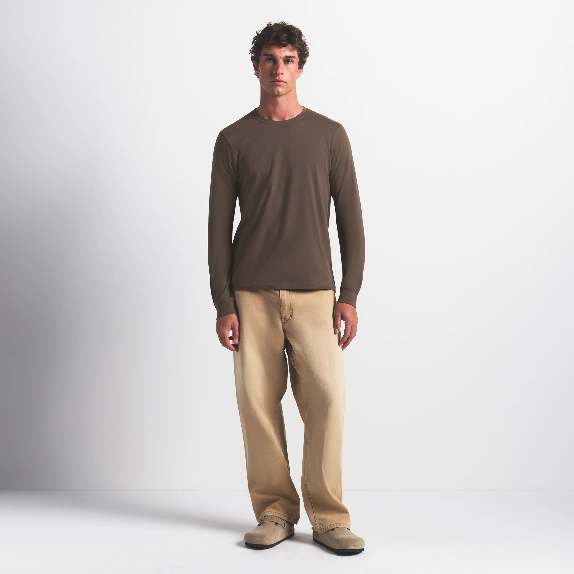 SKIMS COTTON MENS CLASSIC LONG SLEEVE T-SHIRT | DRIFTWOOD - Image 6