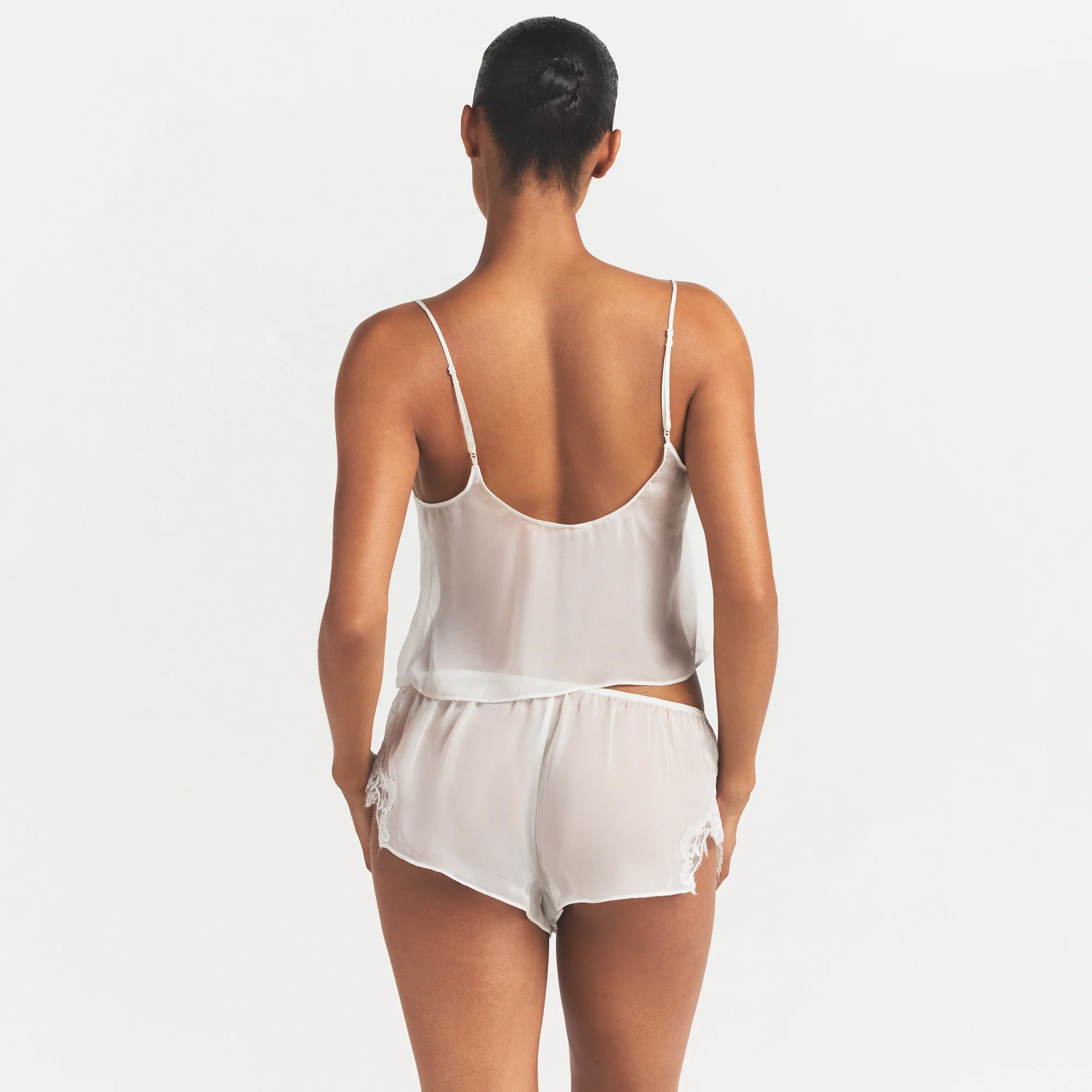SKIMS ROMANCE CAMI AND SHORT SET | IVORY - Image 5