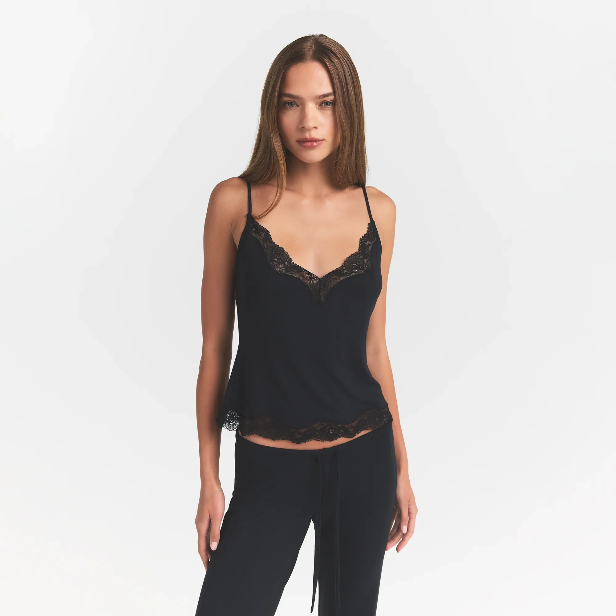 SKIMS SLEEP LACE CAMI AND PANT SET | ONYX - Image 3