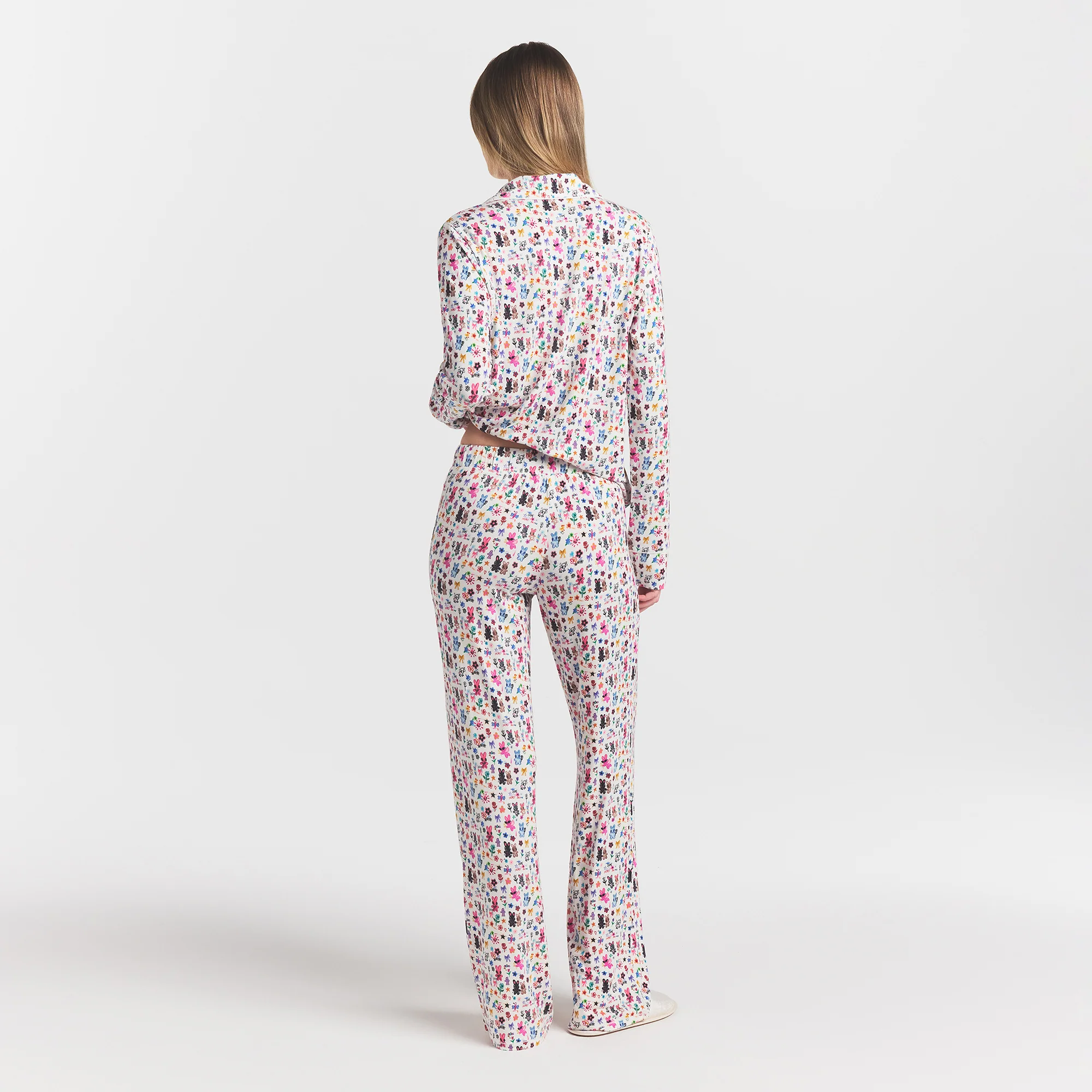 SKIMS SLEEP LONG SLEEVE BUTTON UP SET | MARBLE COOL BUNNY - Image 5