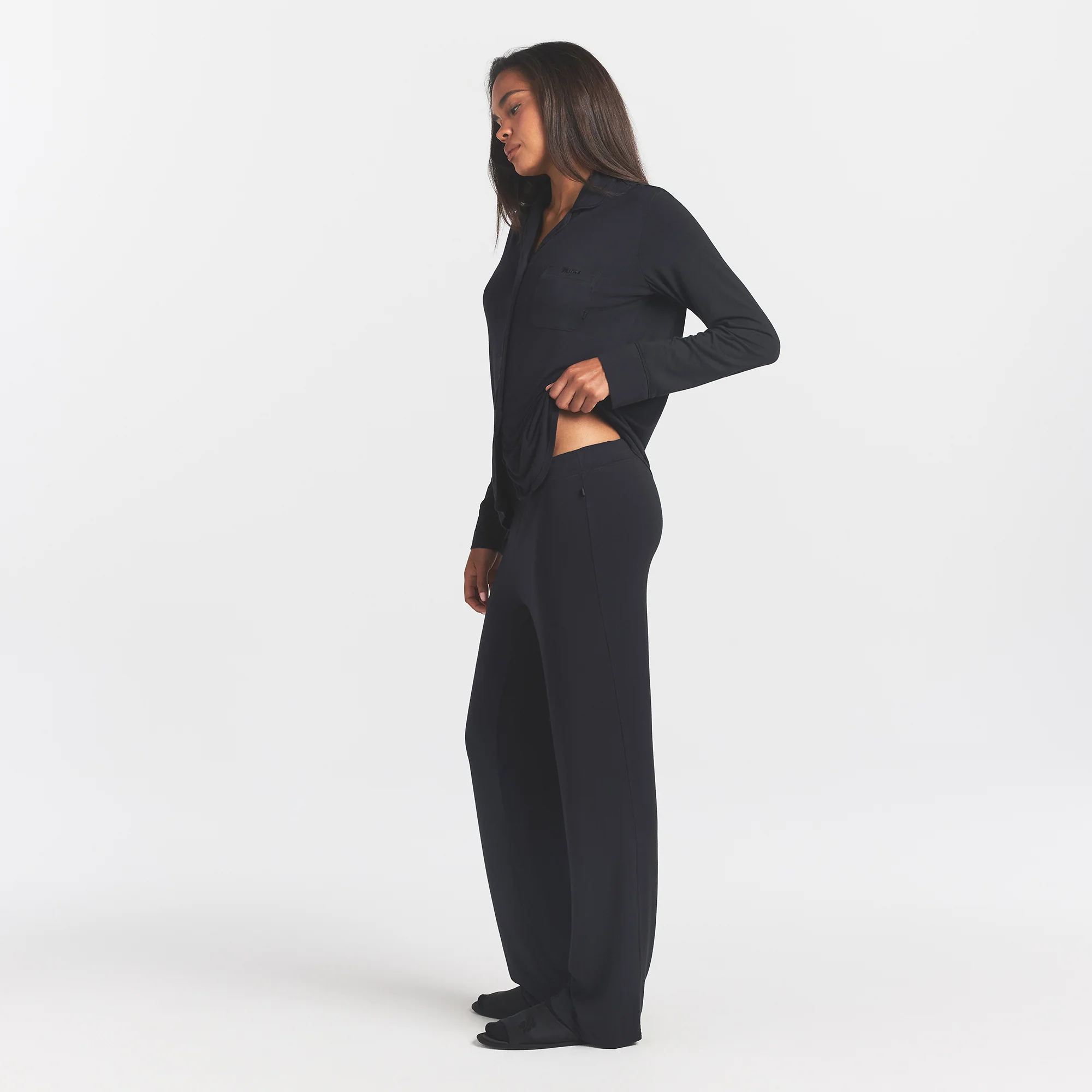 SKIMS SLEEP LONG SLEEVE BUTTON UP SET | ONYX - Image 4