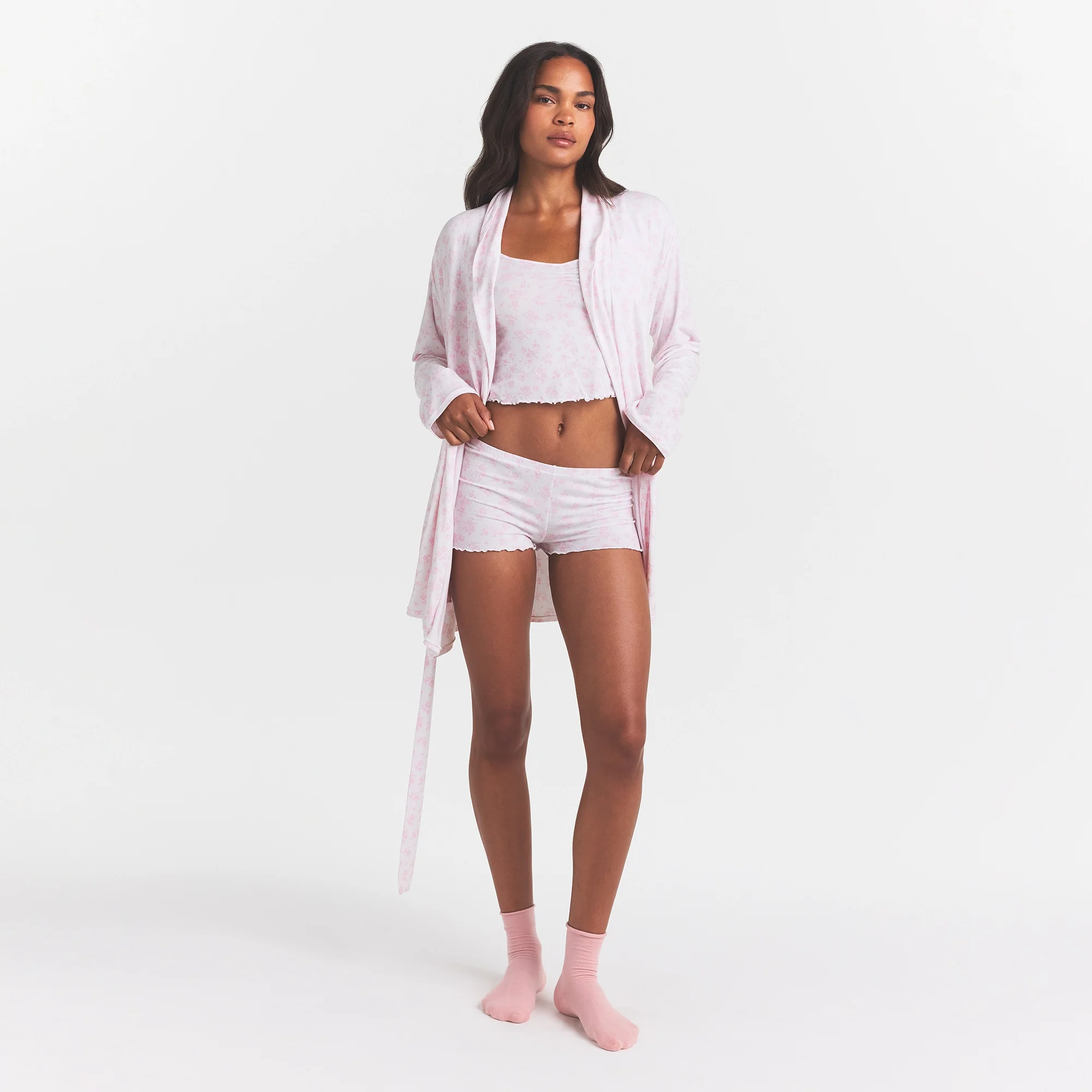 SKIMS SLEEP SHORT ROBE | SNOW DELICATE FLORAL PRINT - Image 4