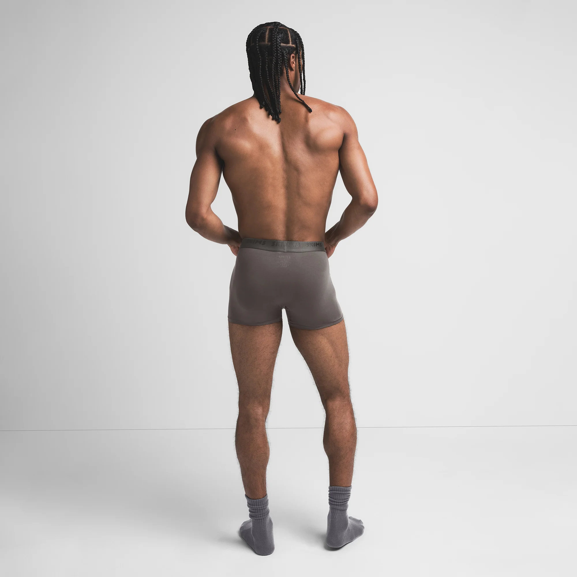 SKIMS STRETCH MENS 3" BOXER BRIEF | GUNMETAL - Image 4