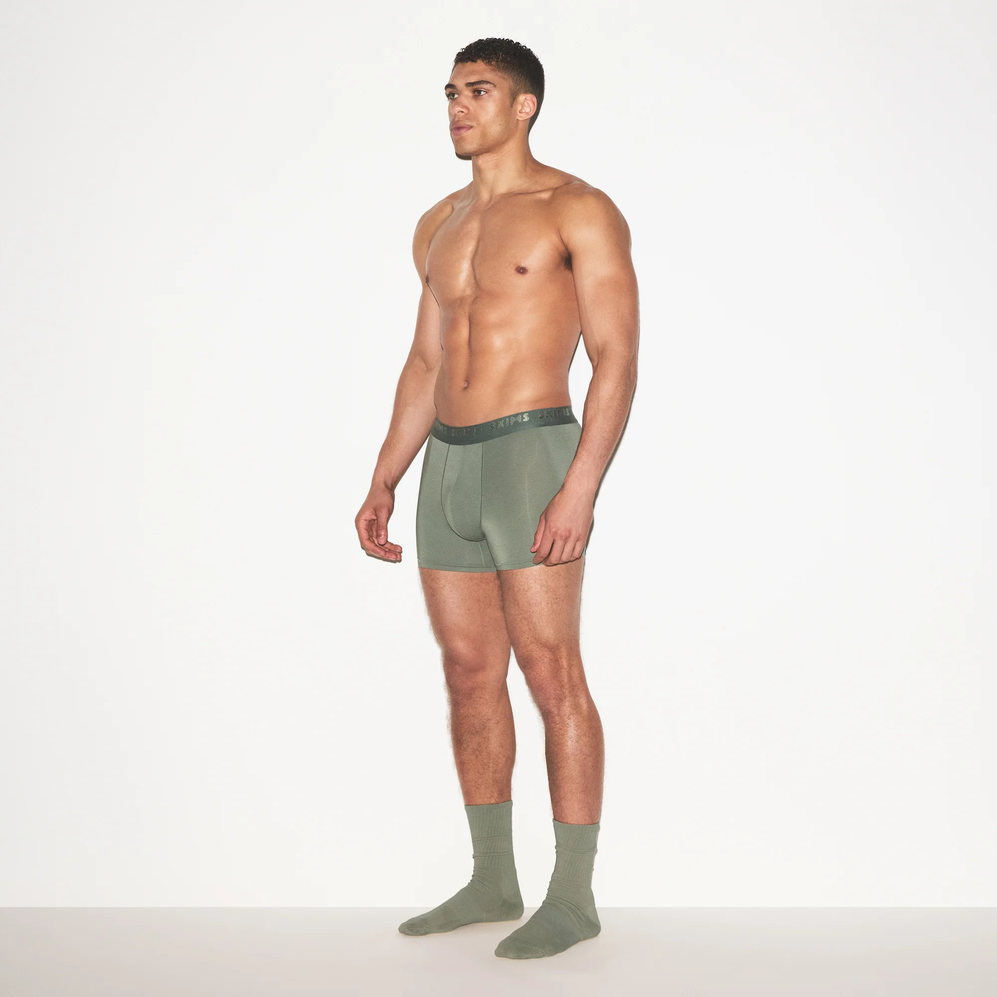 SKIMS STRETCH MENS 3" BOXER BRIEF | LAUREL - Image 5