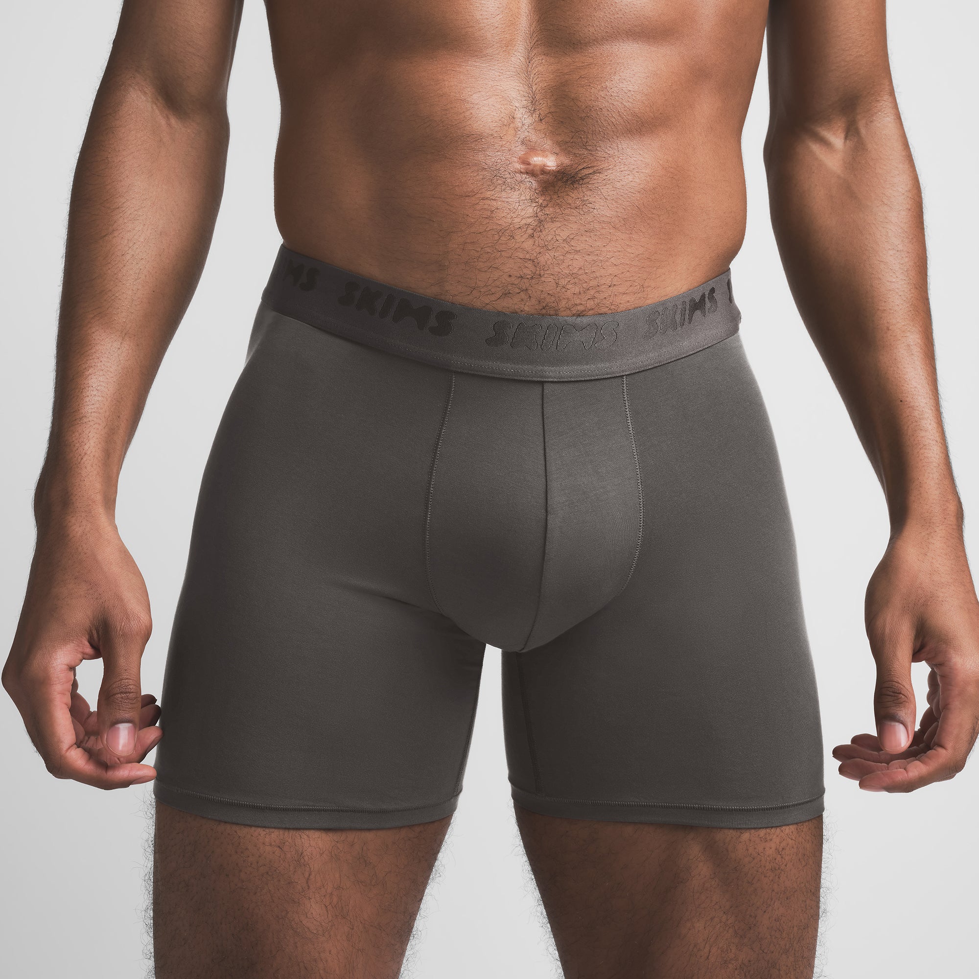 SKIMS STRETCH MENS 5" BOXER BRIEF | GUNMETAL - Image 3
