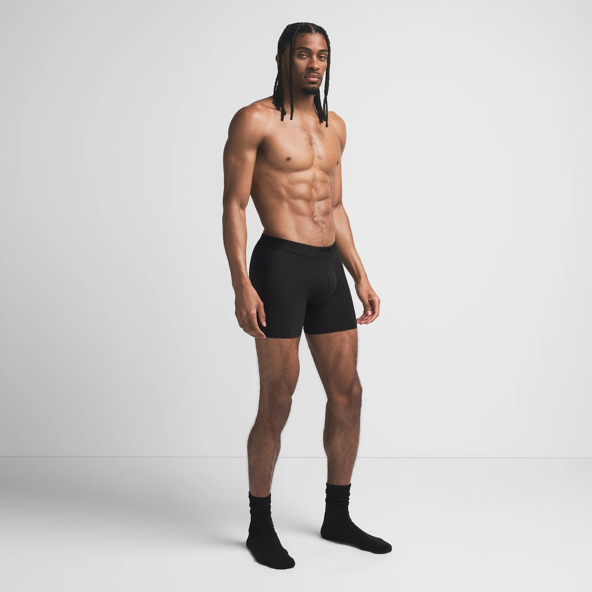 SKIMS STRETCH MENS 5" BOXER BRIEF | OBSIDIAN - Image 4