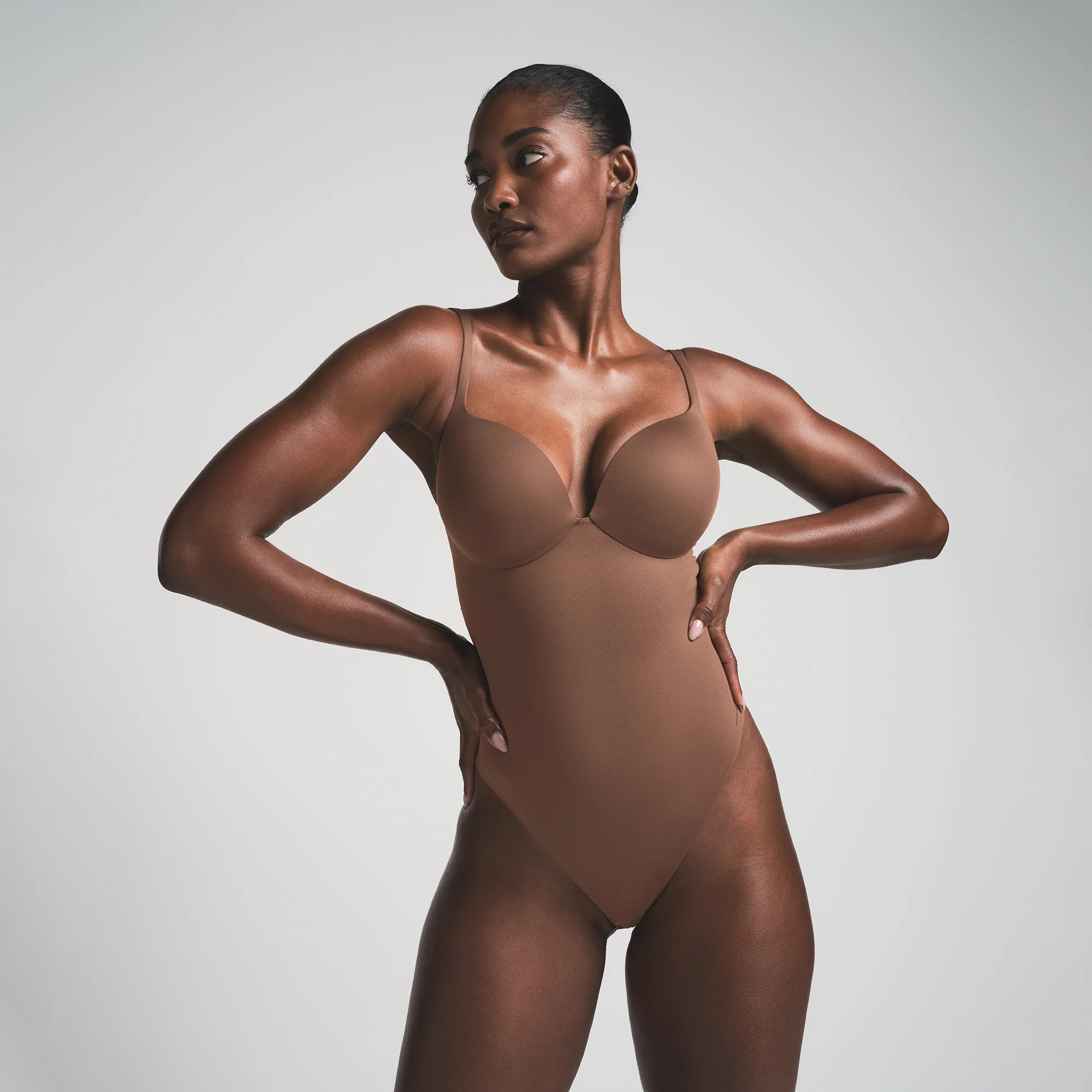 SKIMS ULTIMATE BODY PUSH-UP THONG BODYSUIT | JASPER - Image 3