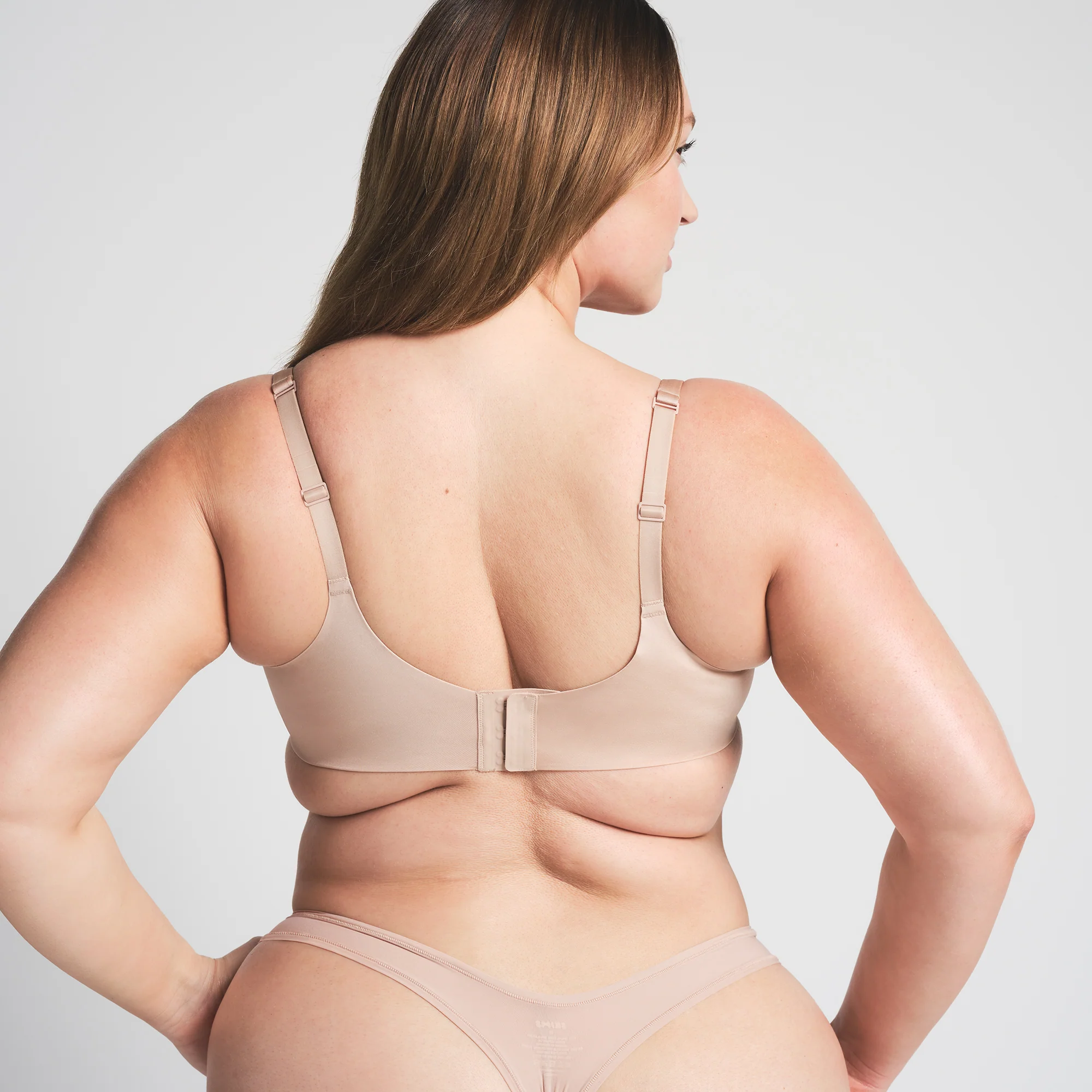 SKIMS ULTIMATE TEARDROP PUSH-UP BRA | MICA - Image 4