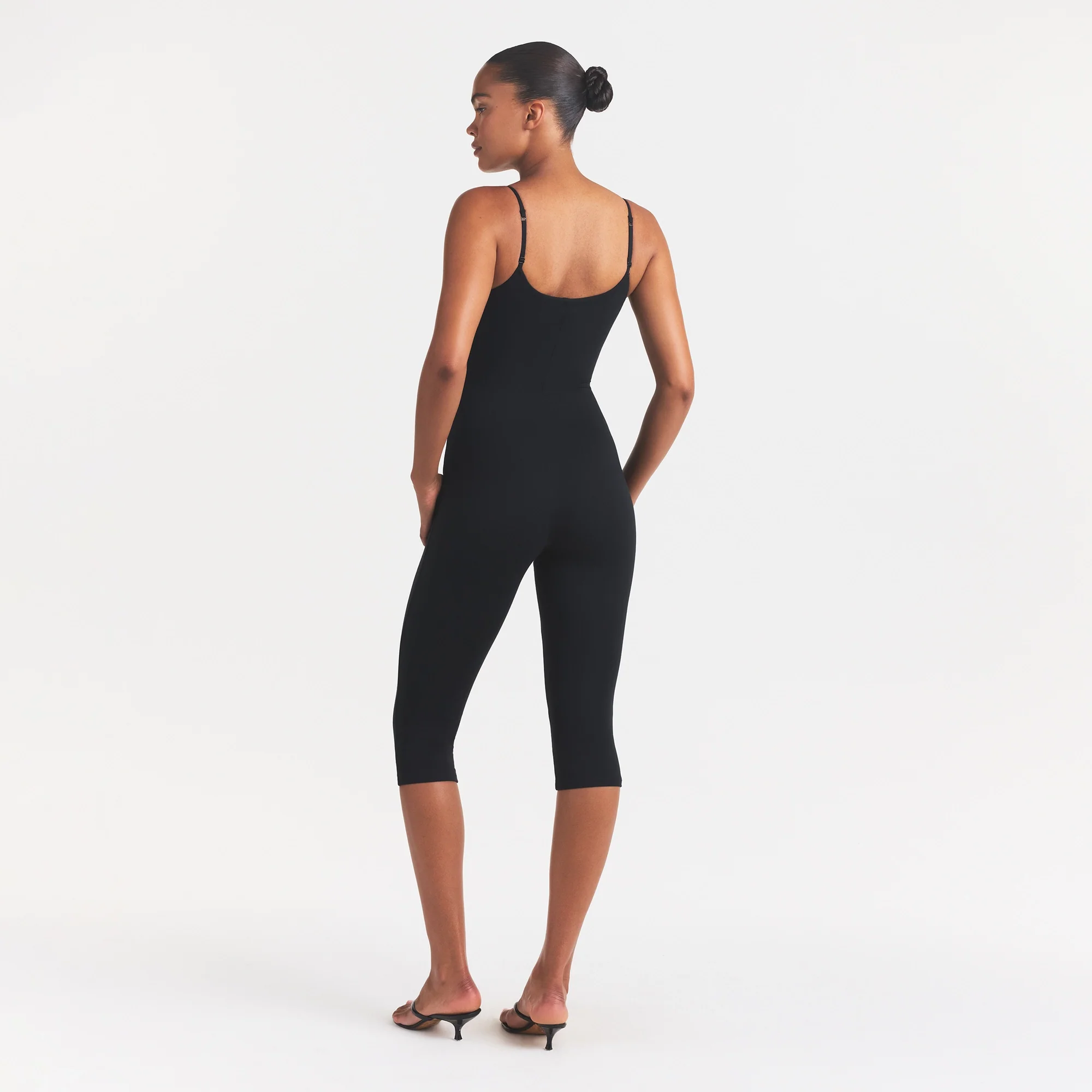 SMOOTH LAYERS CAPRI CATSUIT | OBSIDIAN - Image 4