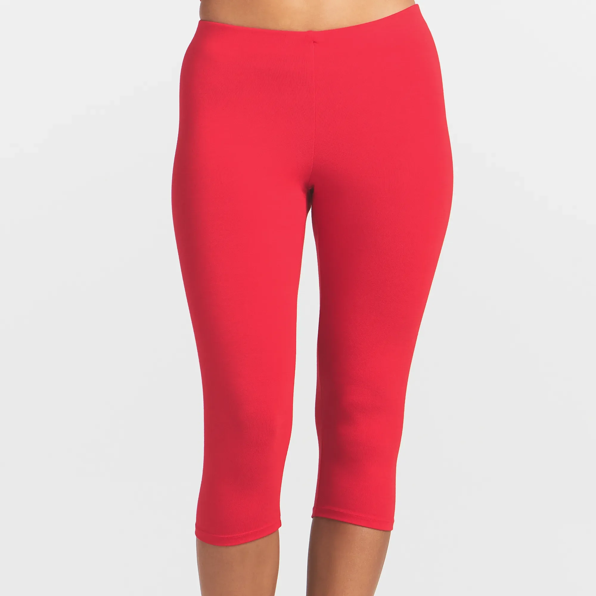 SMOOTH LAYERS HIGH-WAISTED CAPRI | CARMINE - Image 3