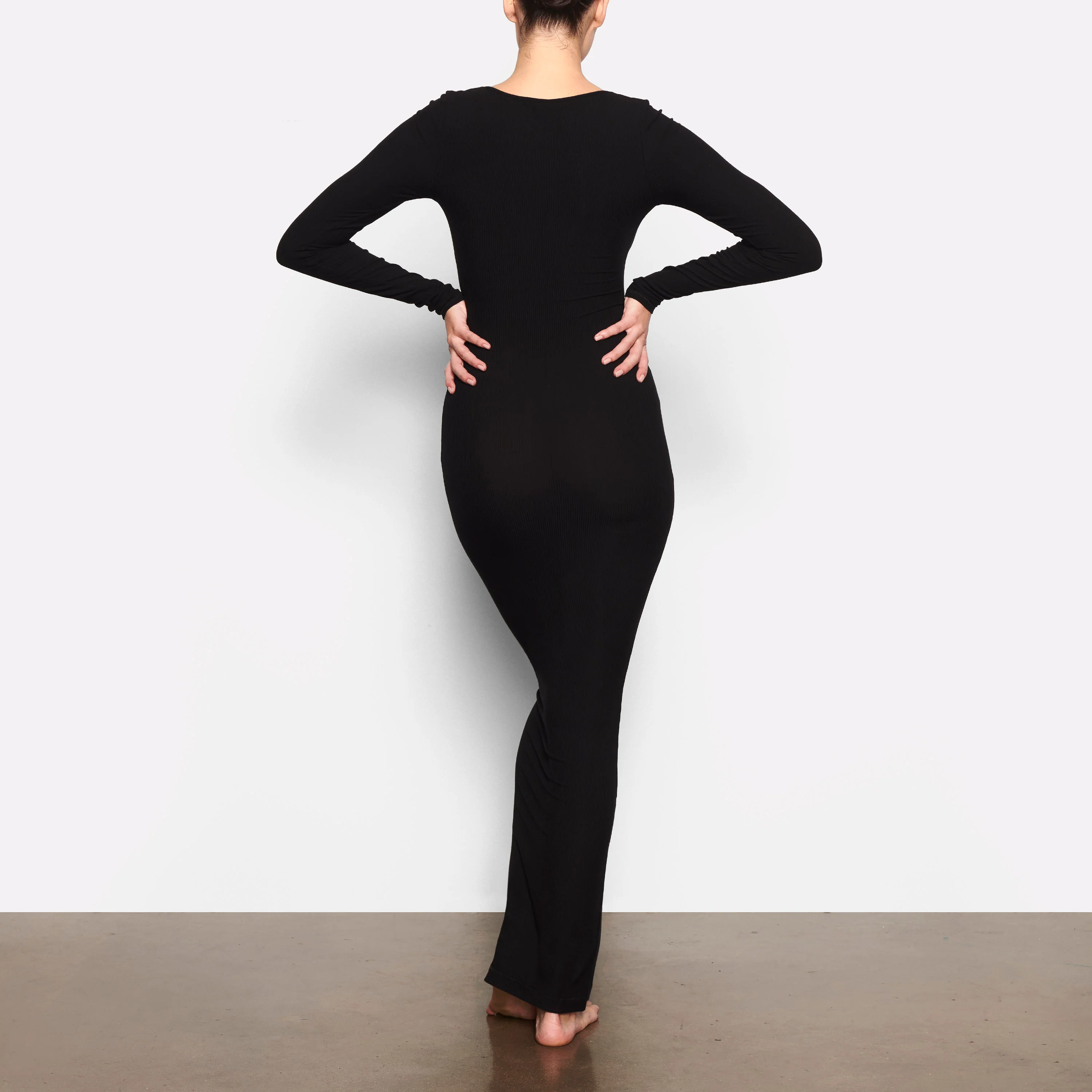 SOFT LOUNGE LONG SLEEVE DRESS | ONYX - Image 4