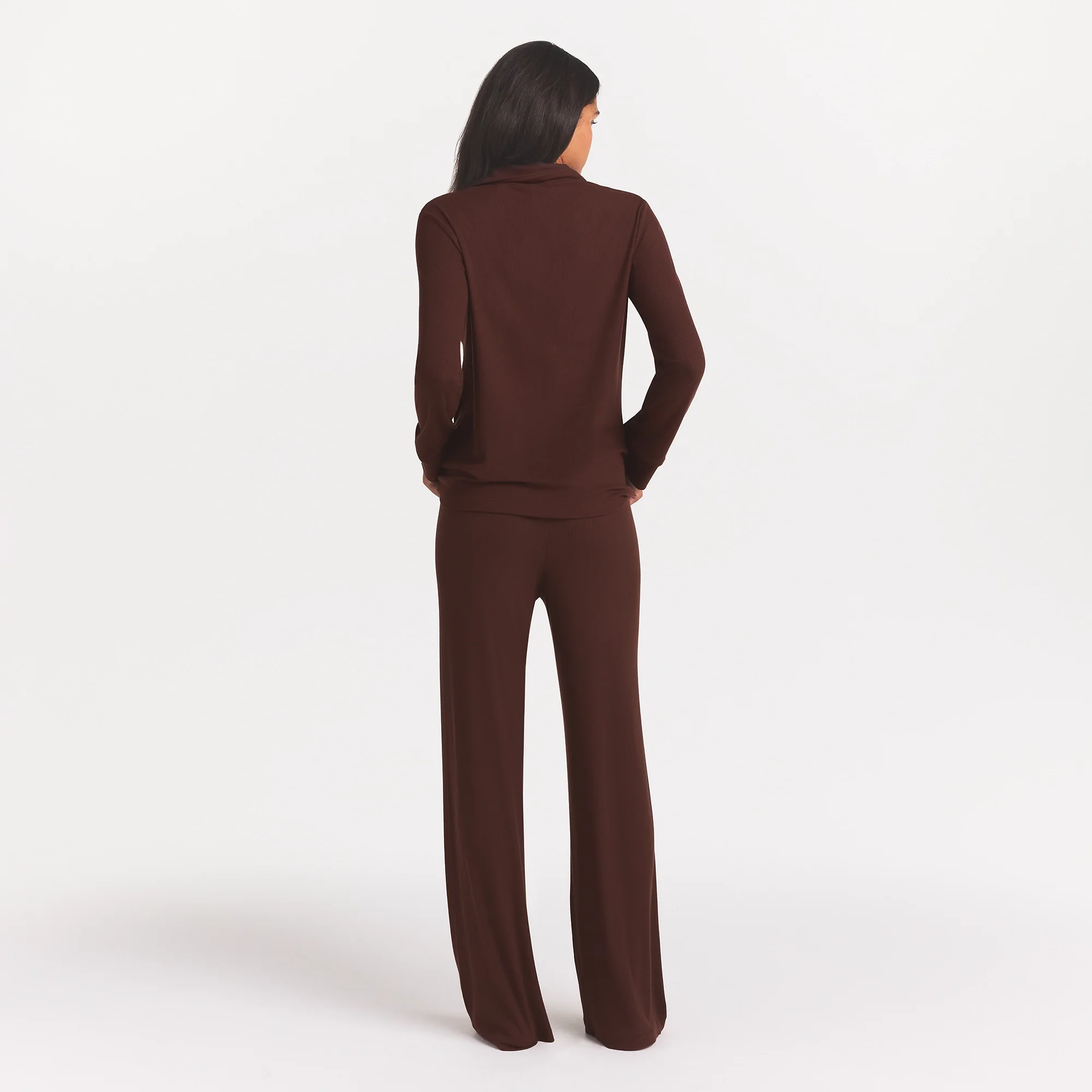 SOFT LOUNGE SLEEP SET | COCOA - Image 4