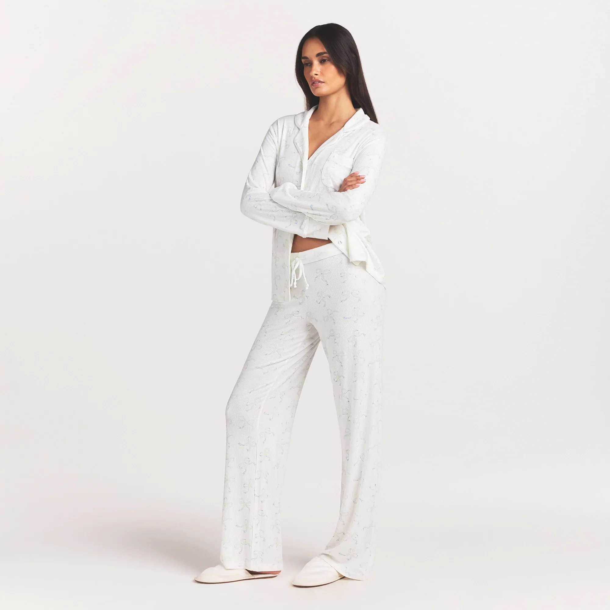 SOFT LOUNGE SLEEP SET | IVORY PEARL BOWS PRINT - Image 4