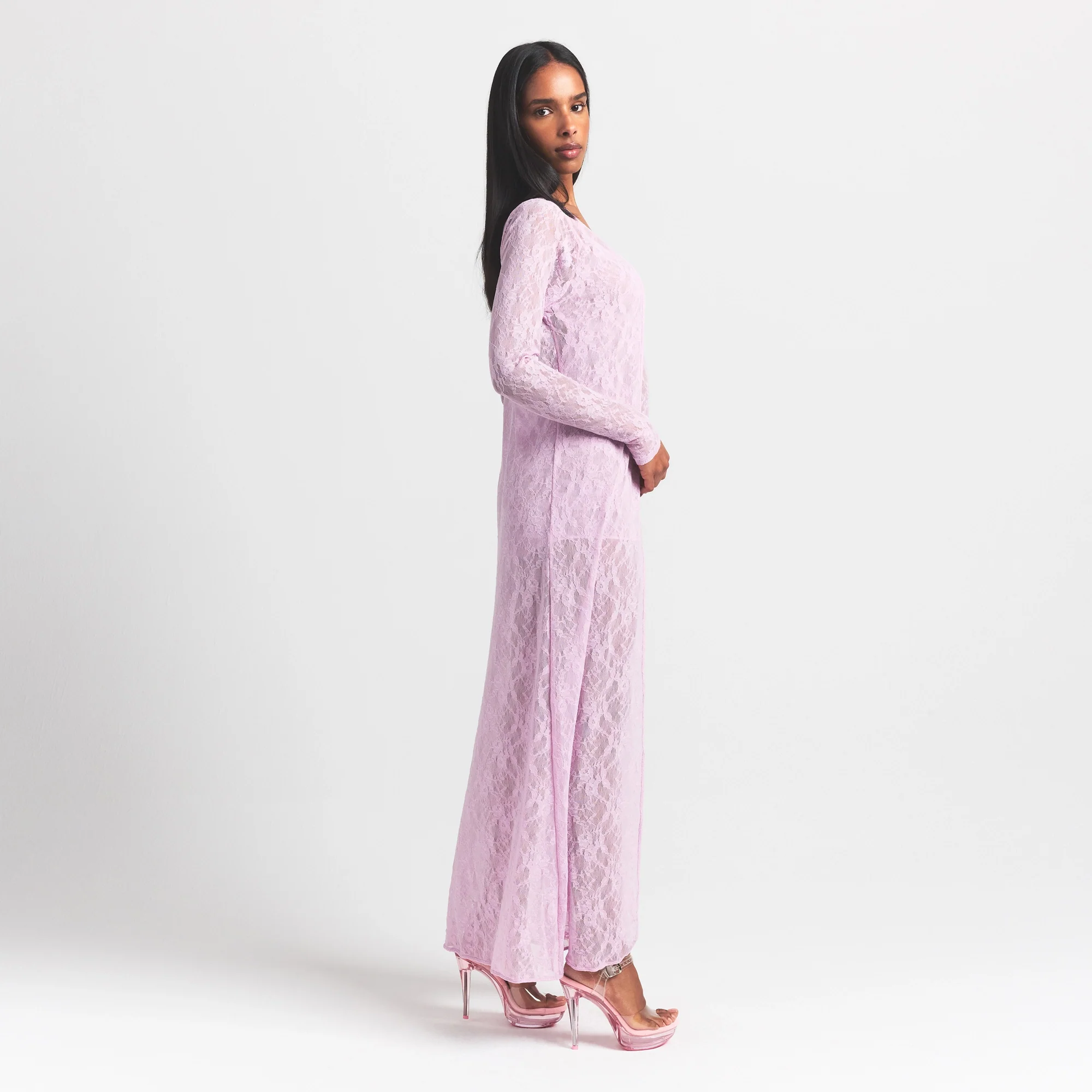 STRETCH LACE LONG ROBE | BABY PINK - Image 3