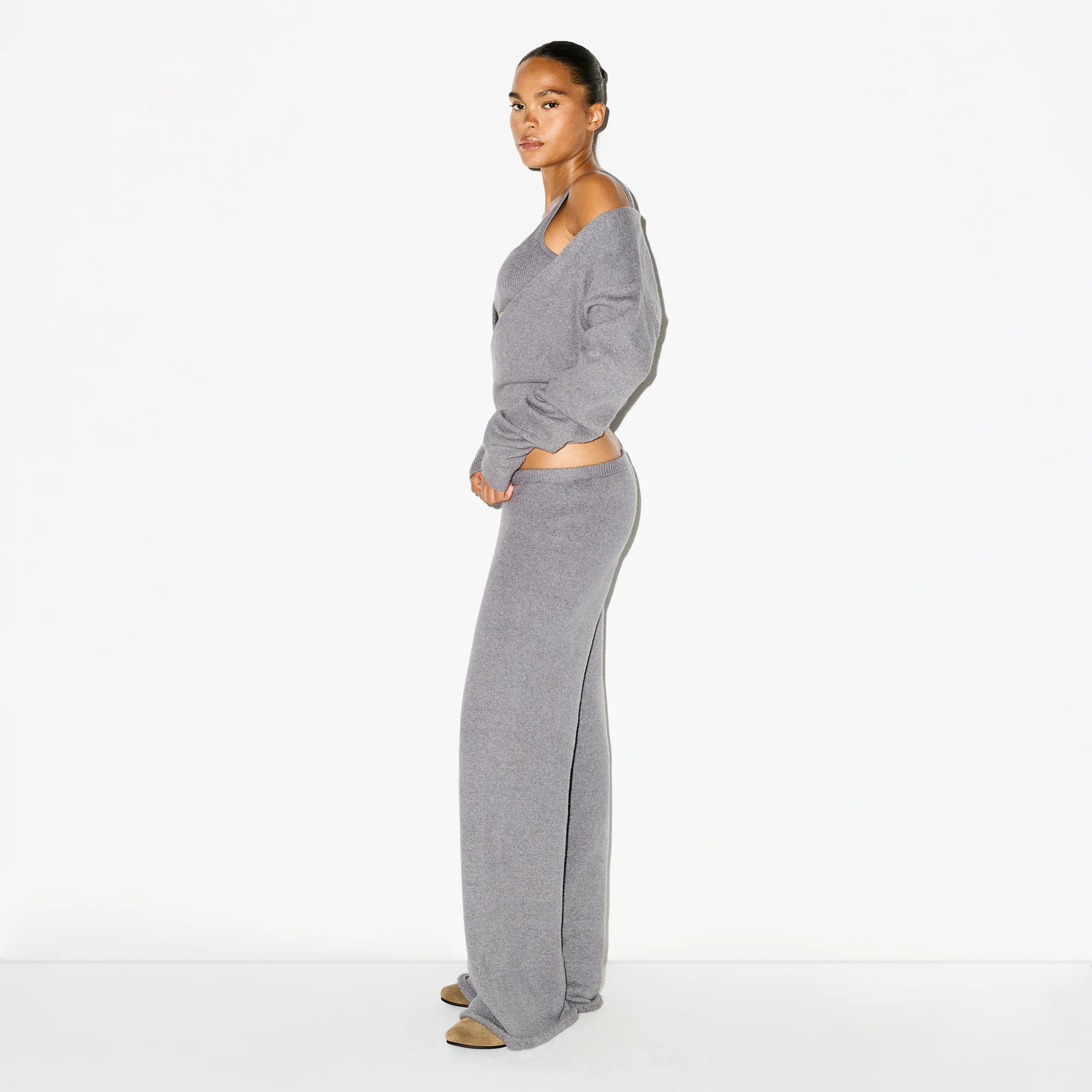 TEXTURED KNIT WRAP SWEATER | DARK HEATHER GREY - Image 5