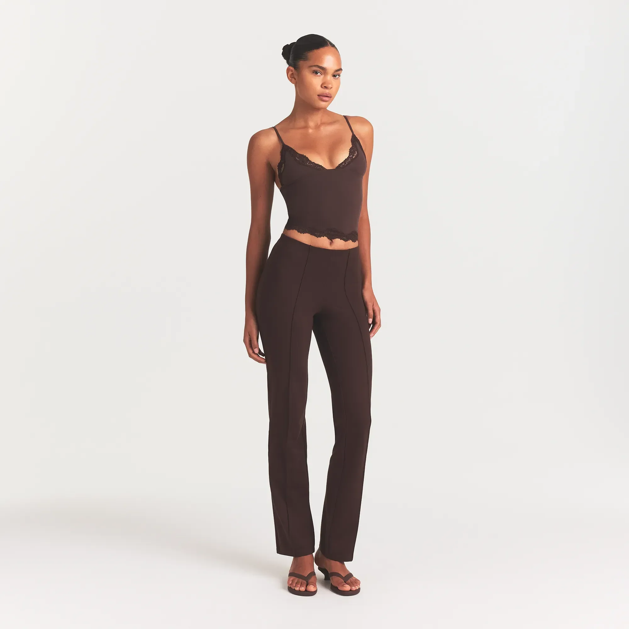 THE ESSENTIAL COLLECTION HIGH-WAISTED PINTUCK STRAIGHT PANT | ESPRESSO - Image 2