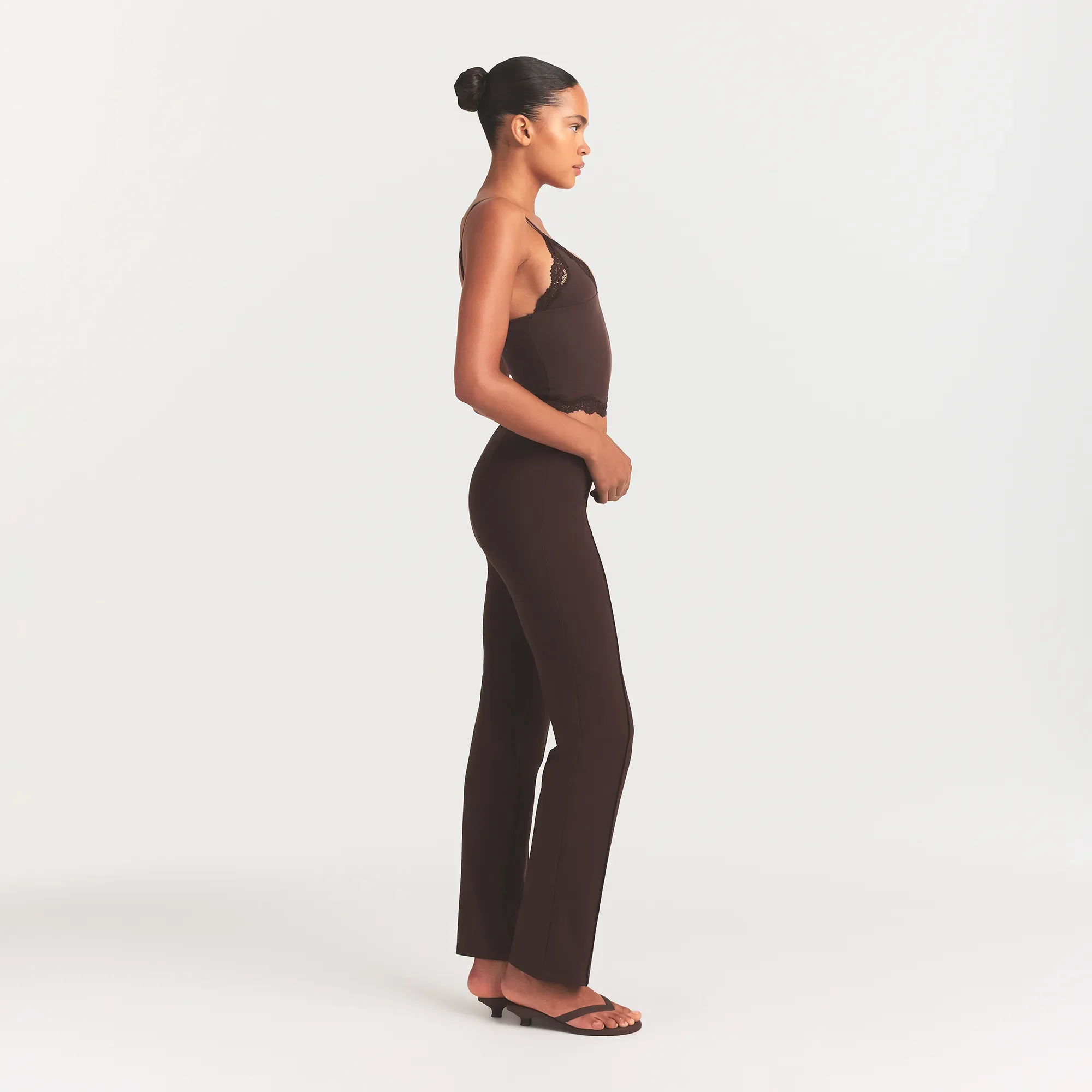 THE ESSENTIAL COLLECTION HIGH-WAISTED PINTUCK STRAIGHT PANT | ESPRESSO - Image 4
