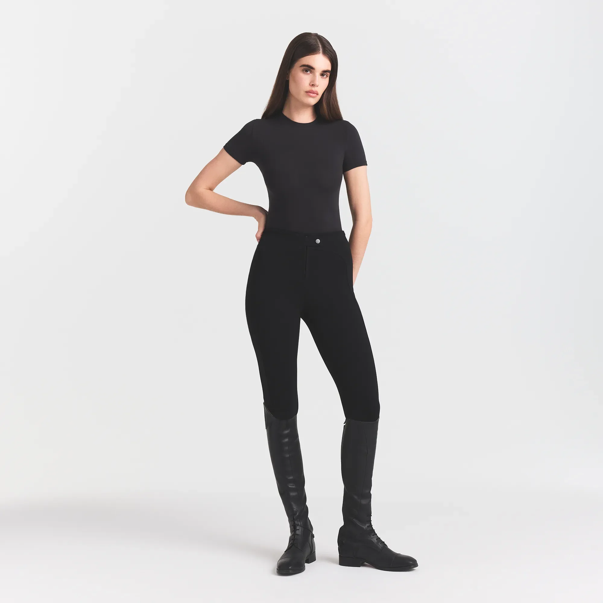 THE ESSENTIAL COLLECTION ZIP FRONT LEGGING | OBSIDIAN - Image 2