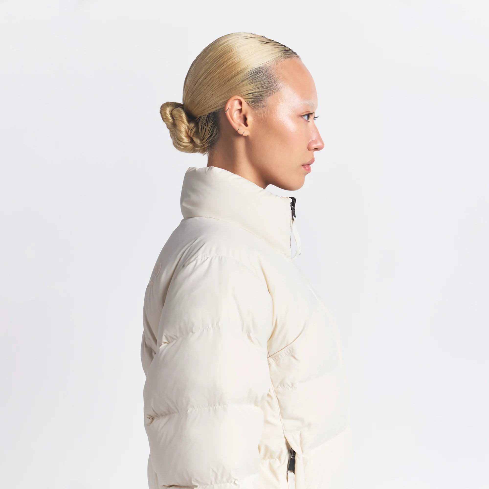 THE NORTH FACE X SKIMS 2000 RETRO NUPTSE JACKET | BONE - Image 4