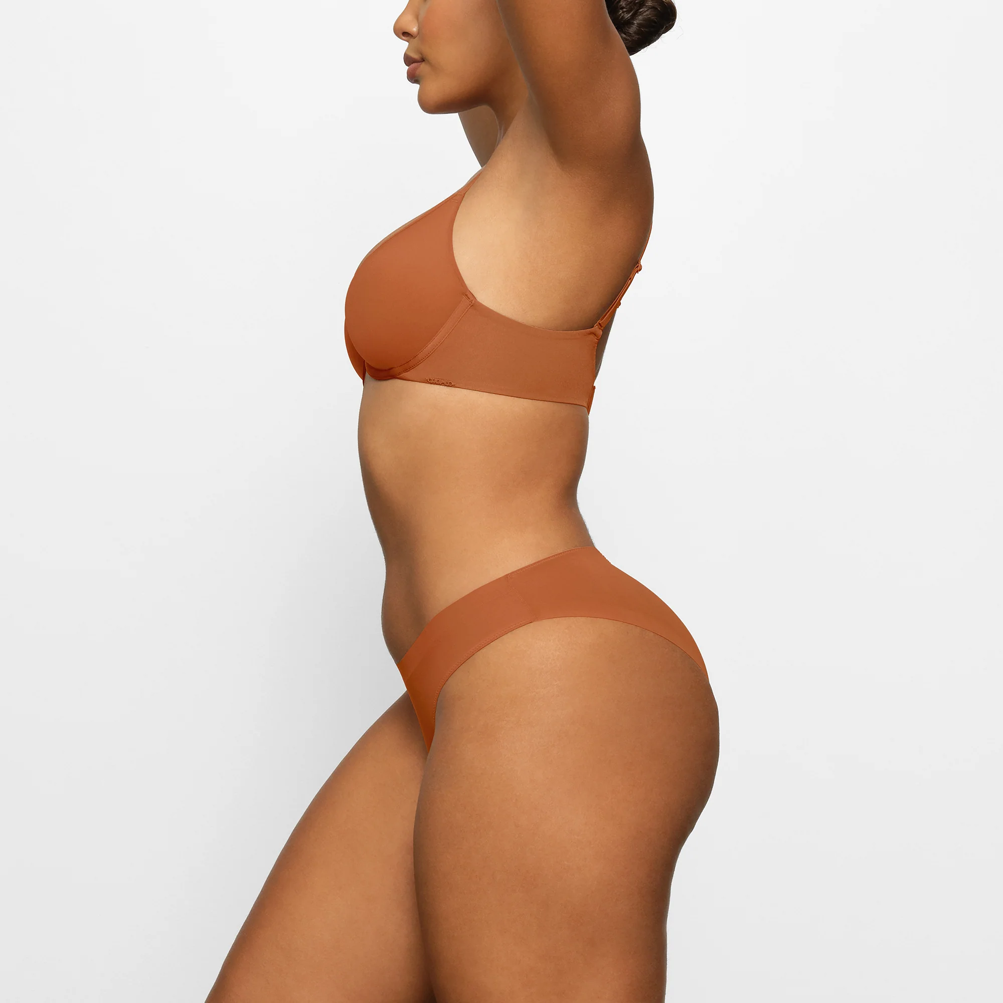 WEIGHTLESS SCOOP BRA | BRONZE - Image 3