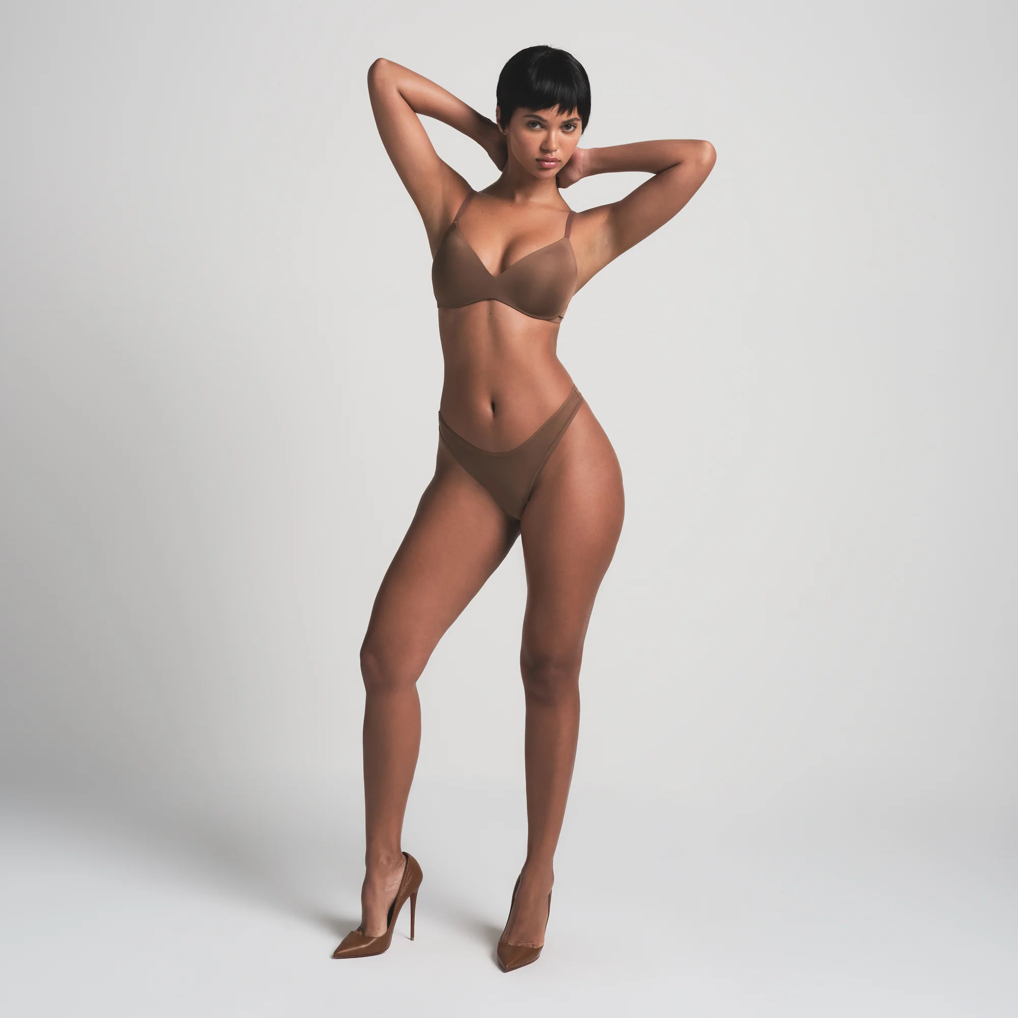 WIRELESS FORM PUSH-UP PLUNGE BRA | JASPER - Image 2